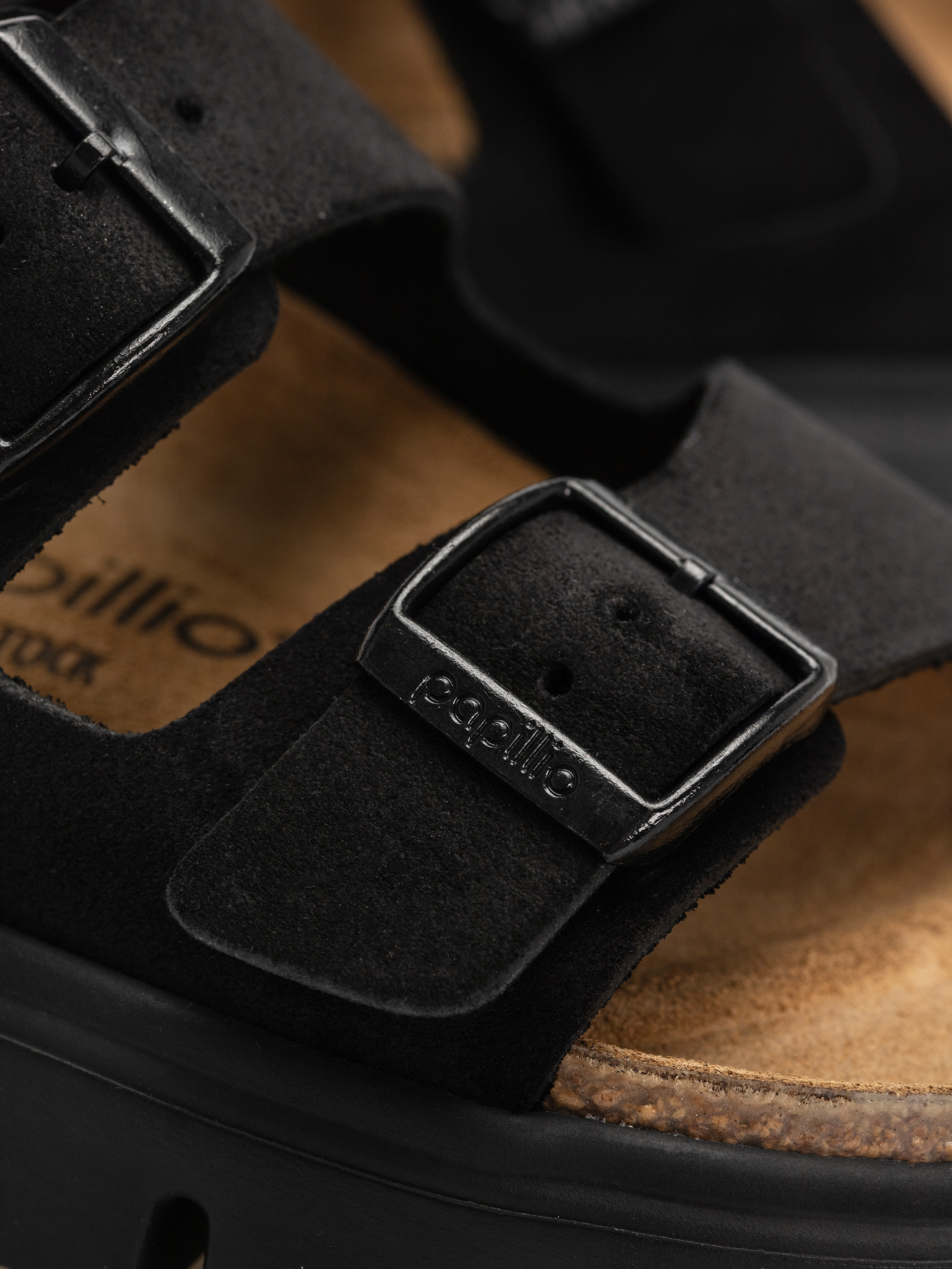 Klapki Birkenstock Arizona Chunky Suede Narrow Wmn (black/black)