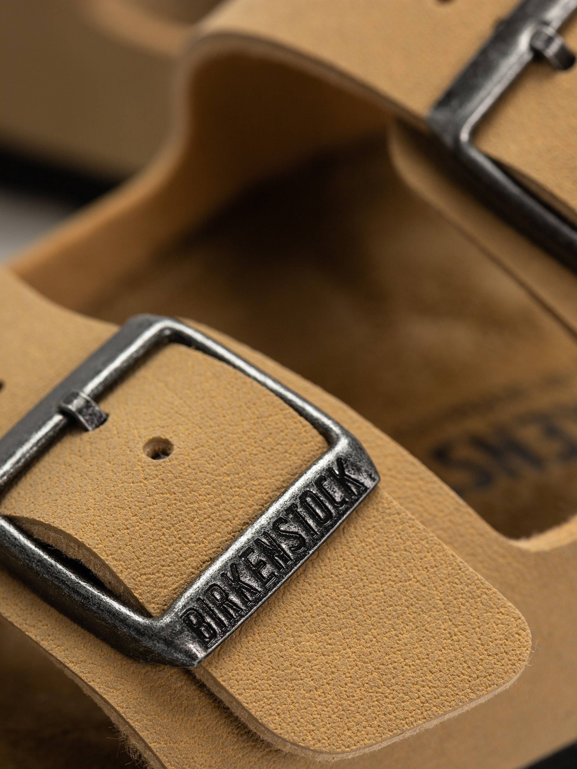 Klapki Birkenstock Arizona Birkibuc Narrow Wmn (latte cream)