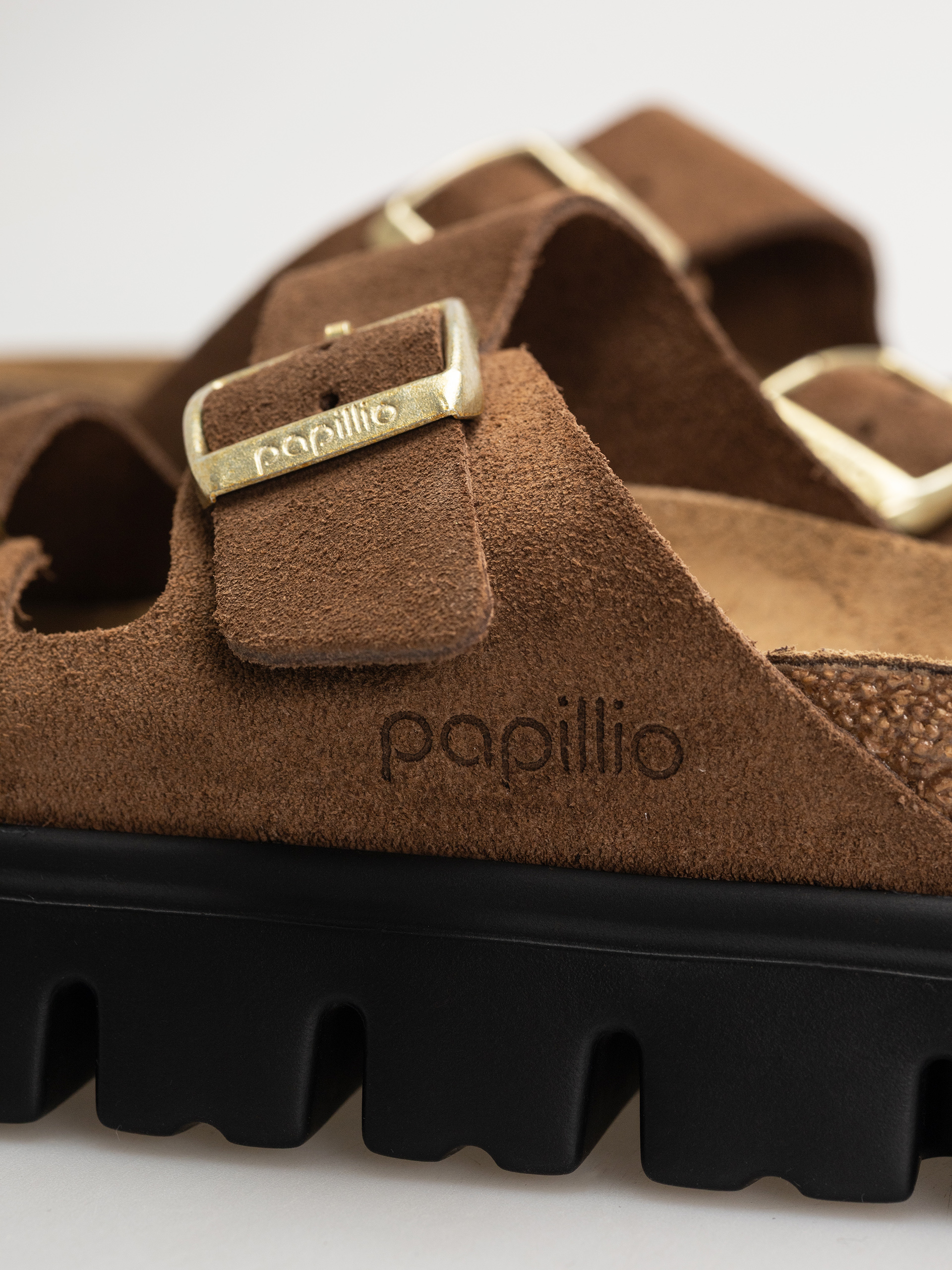 Klapki Birkenstock Arizona Chunky Suede Narrow Wmn (dark tea/black)