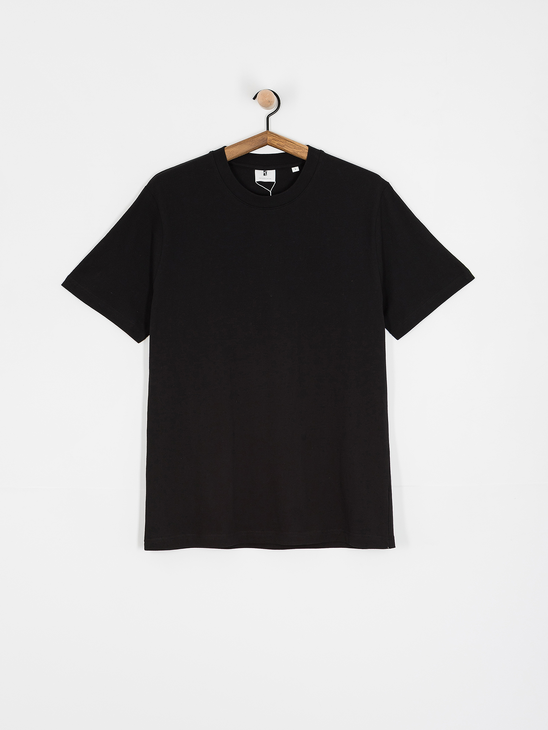 T-shirt Poetic Collective Cross (black)
