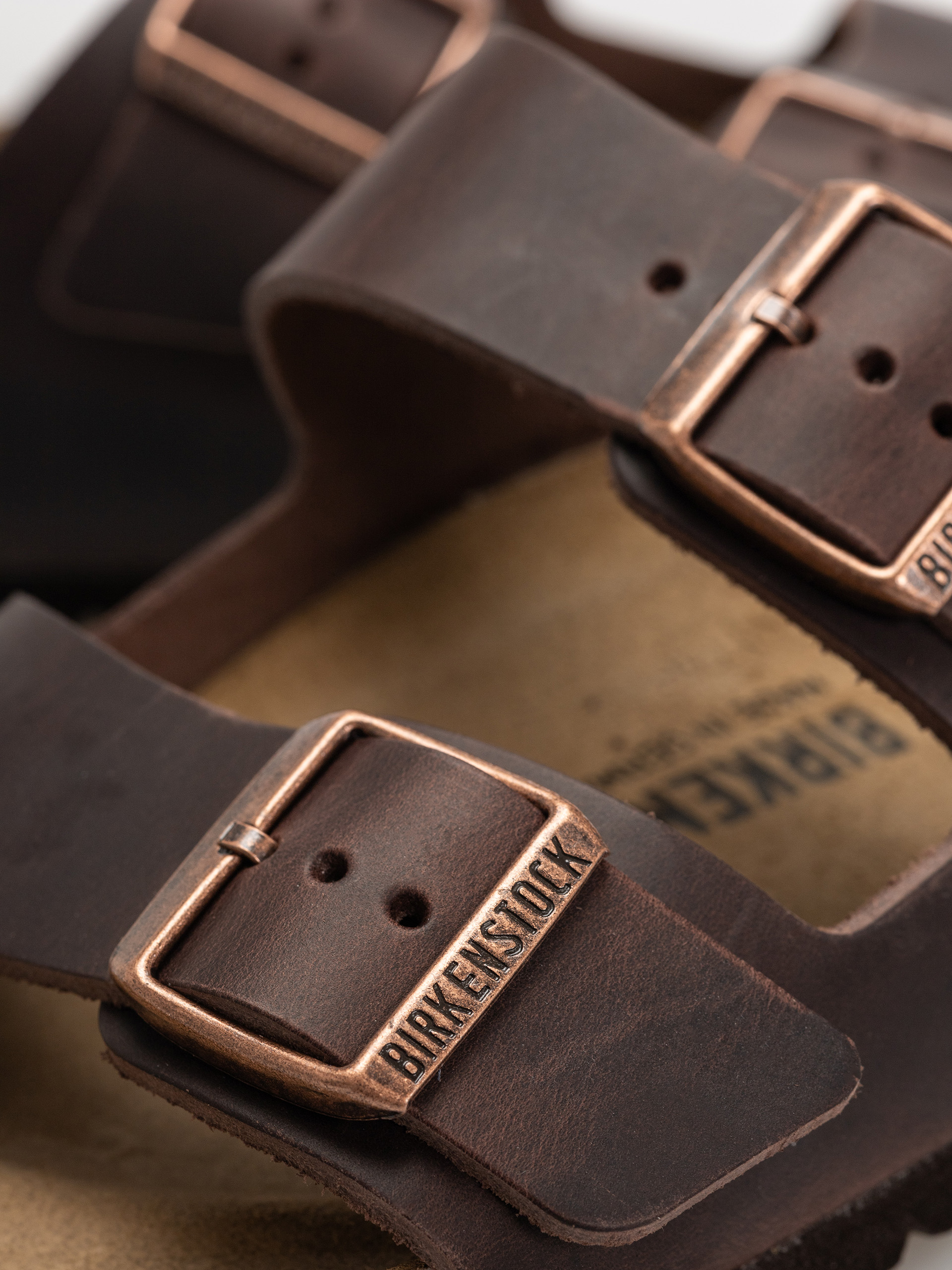 Klapki Birkenstock Arizona Oiled Leather Regular (habana)