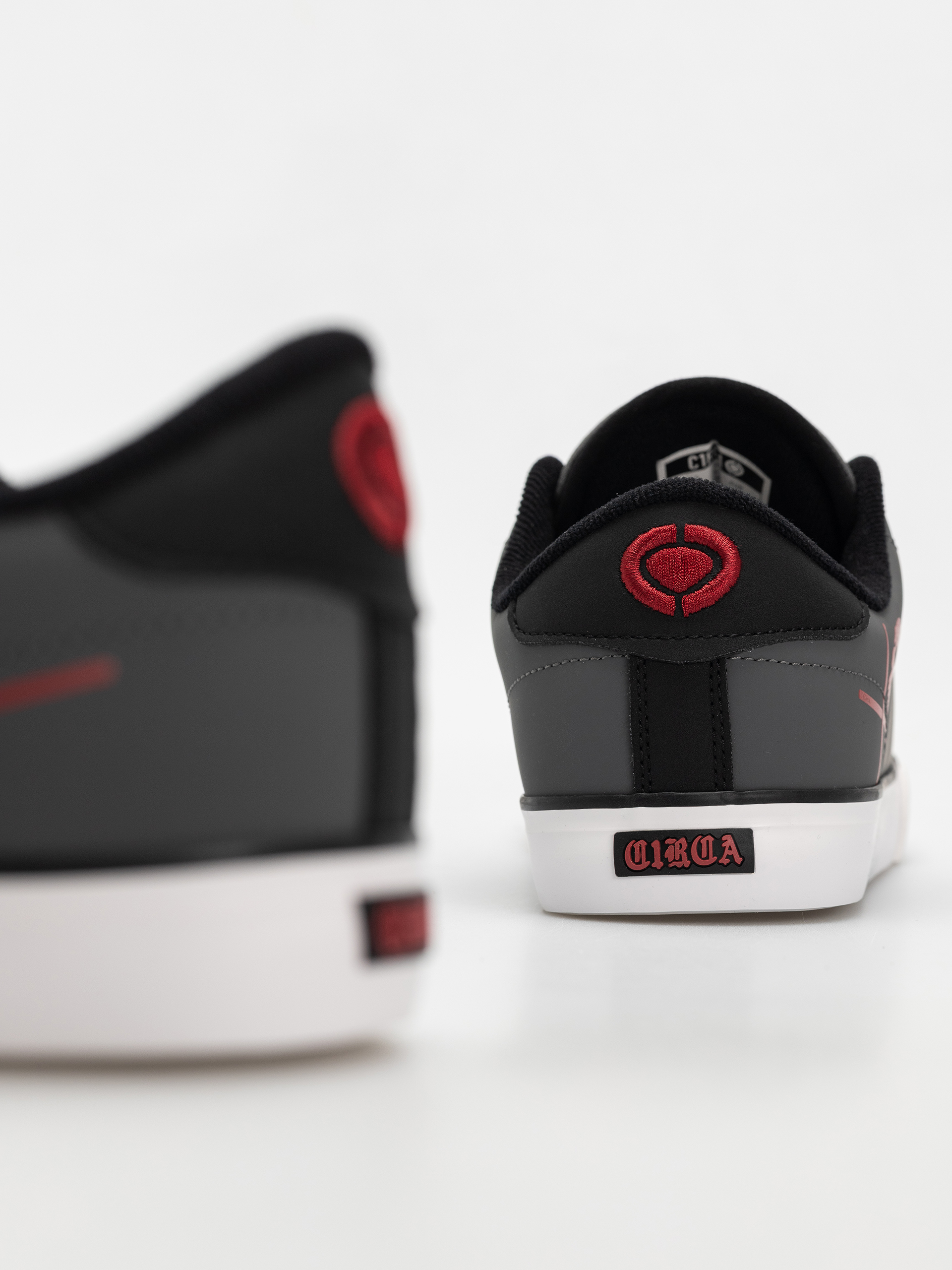 Buty Circa Buckler Sk (asphalt/caviar/red)