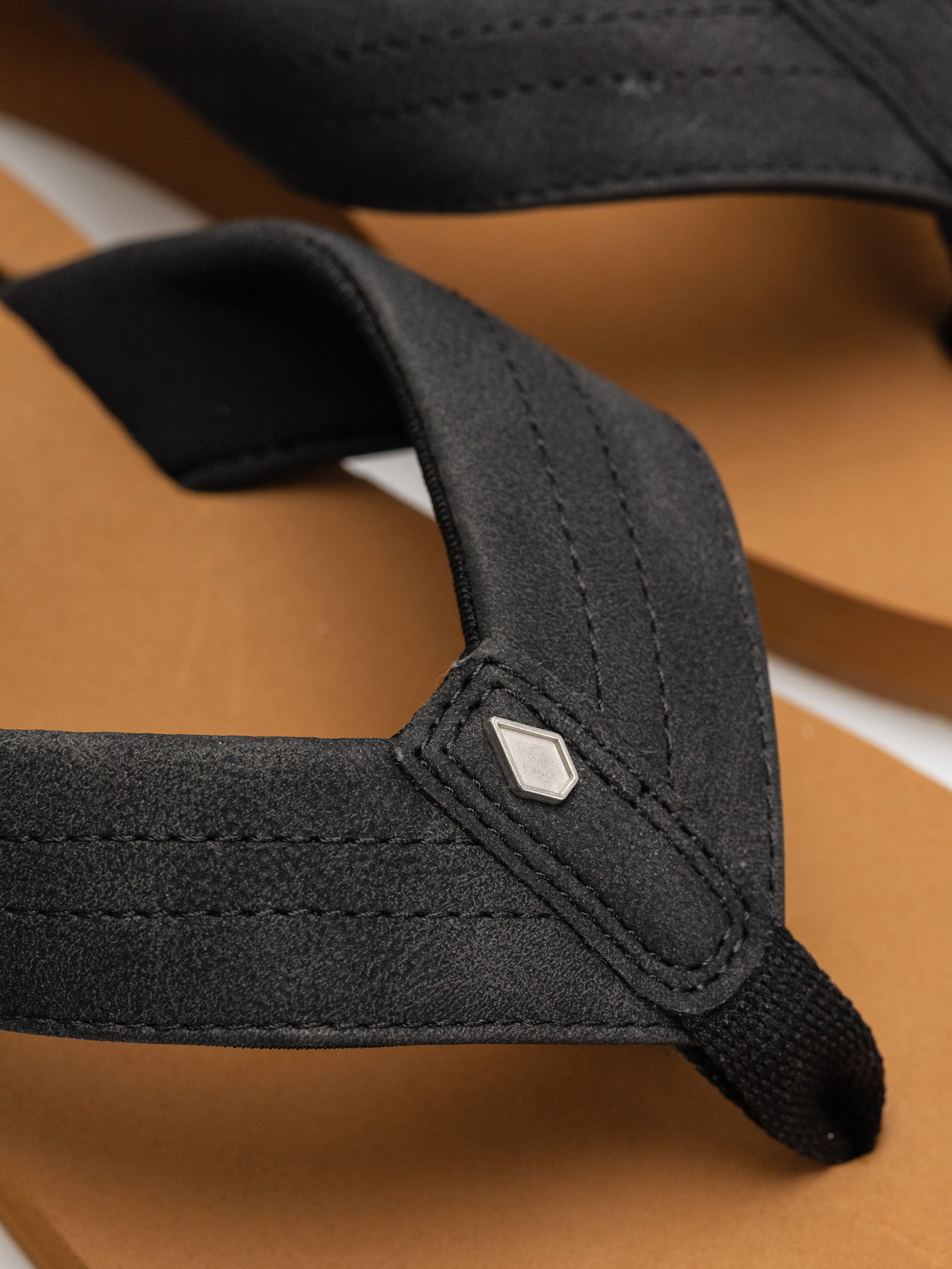 Japonki Volcom Boyfriends Thong Wmn (black)