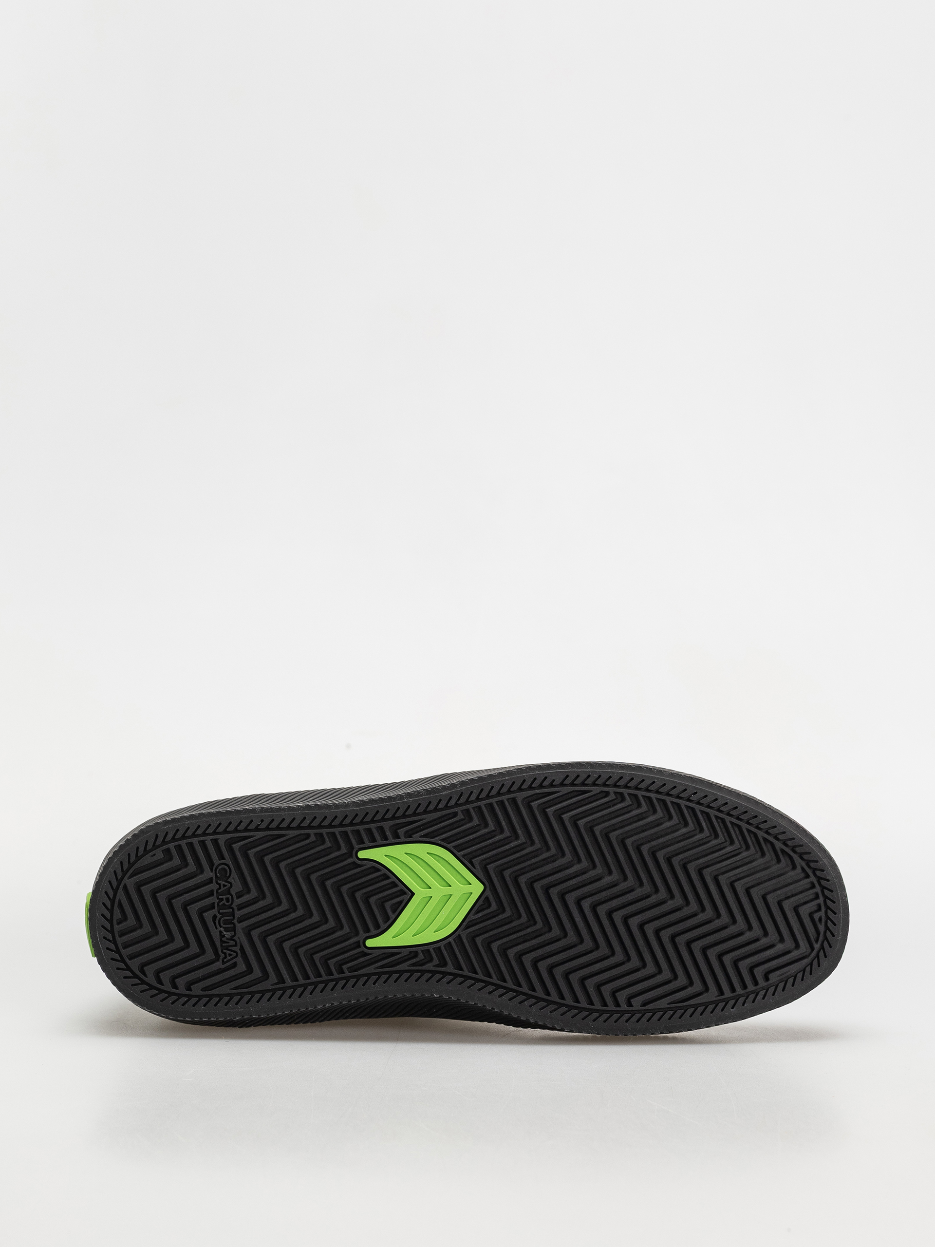 Buty Cariuma Luan Pro (all black suede ivory logo)