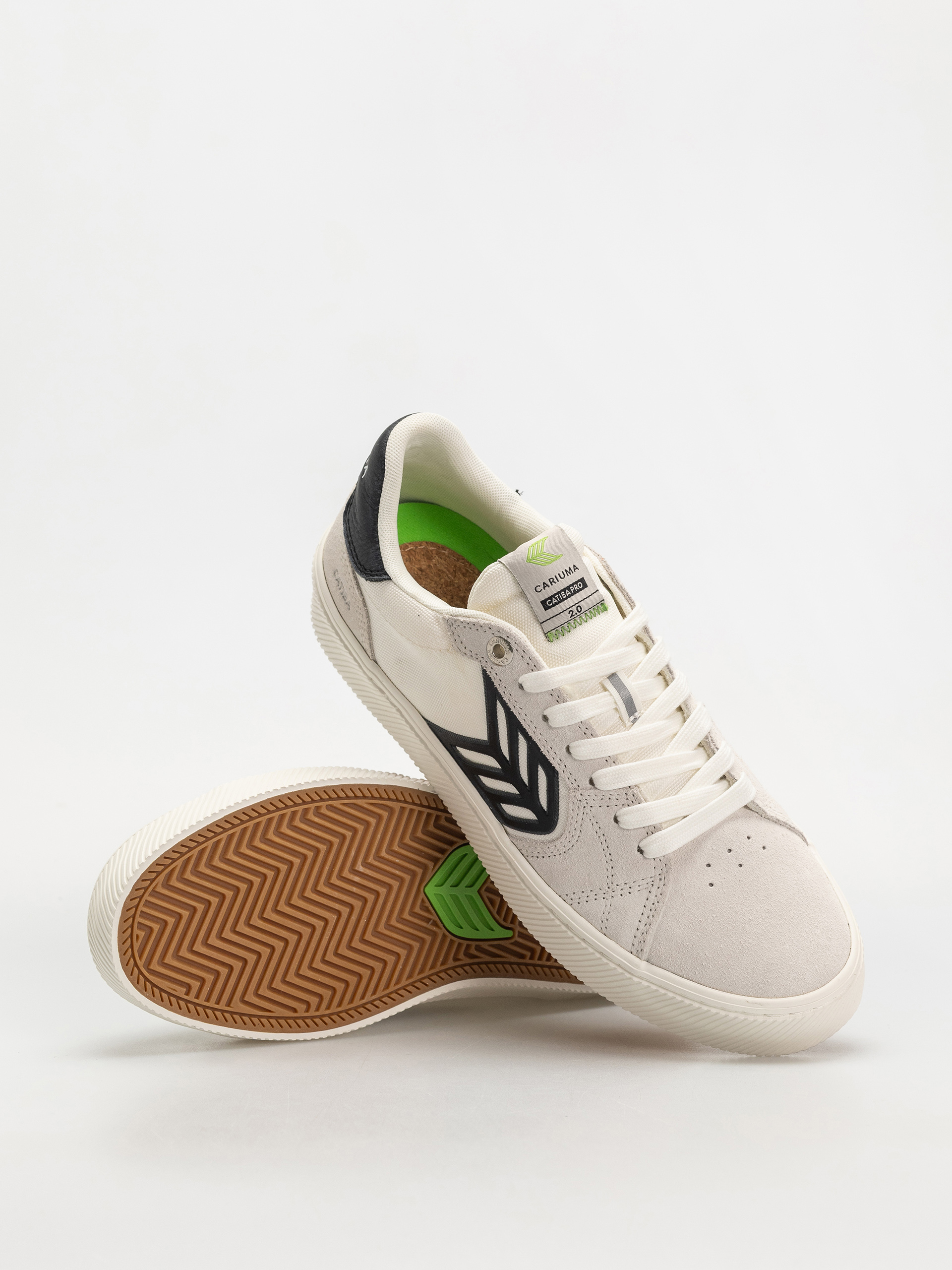 Buty Cariuma Catiba Pro 2.0 (smoke white suede off white cordura black logo)
