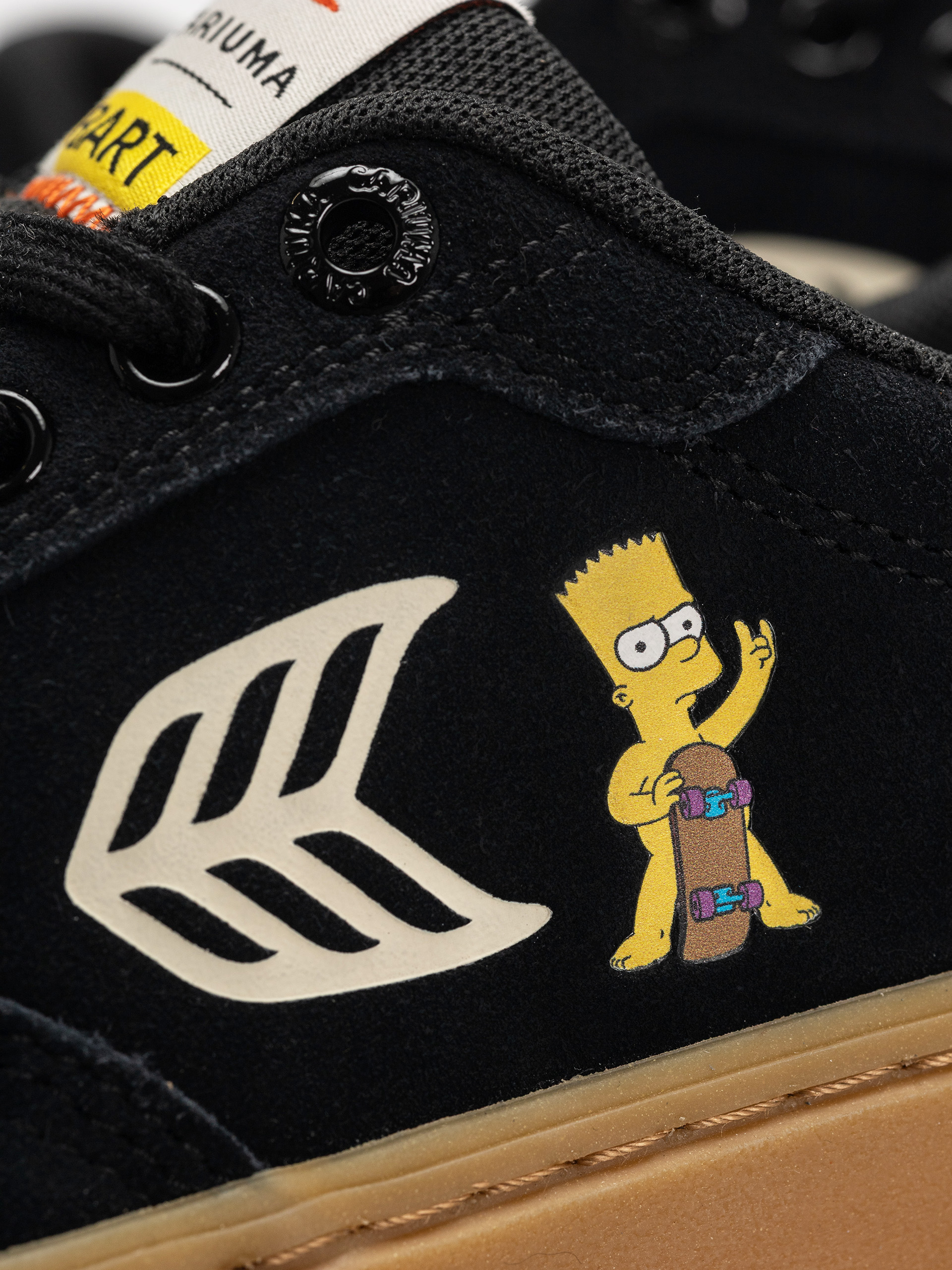 Buty Cariuma Simpsons Naioca (black suede bart skateboard)
