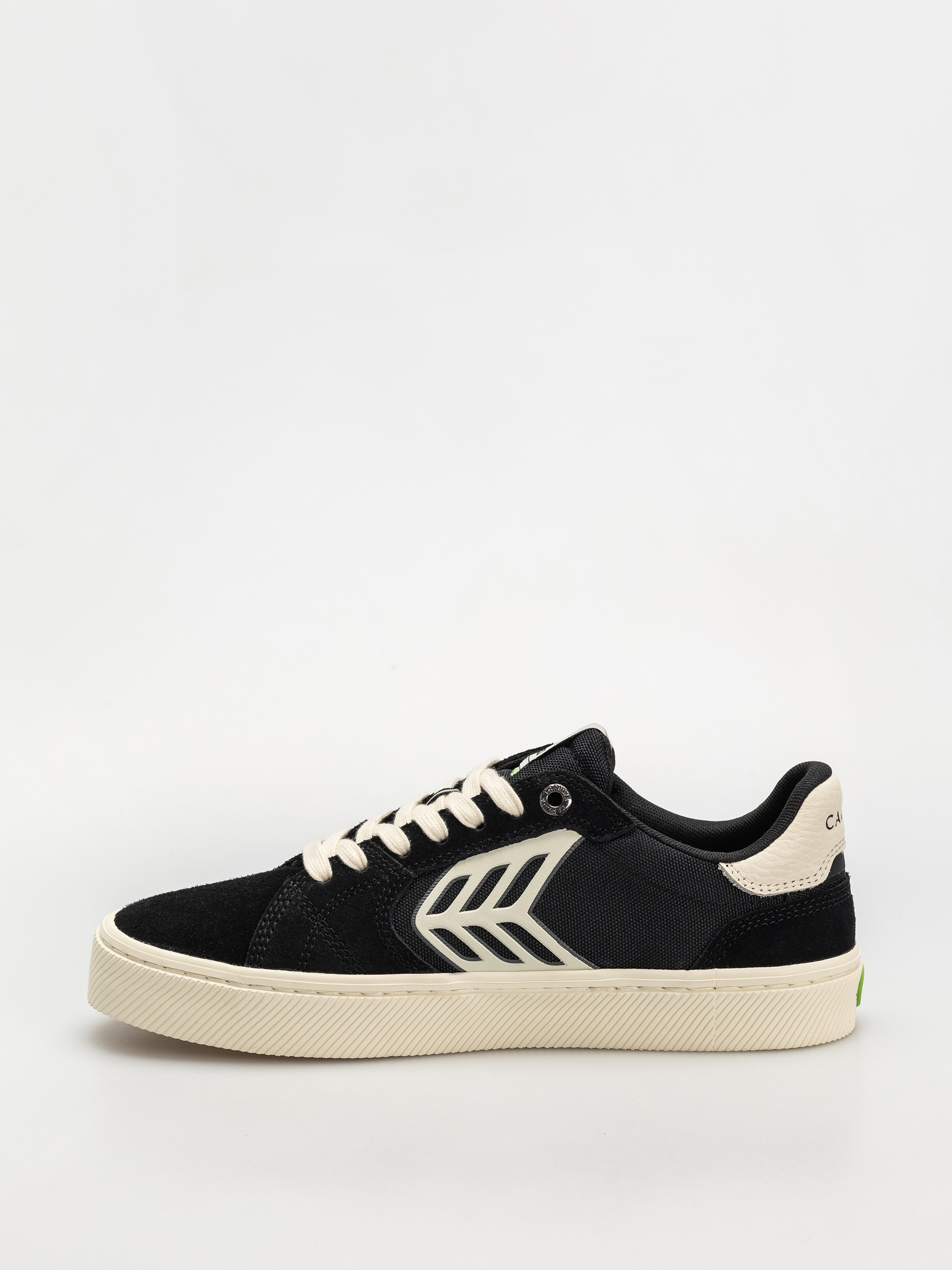 Buty Cariuma Catiba Pro 2.0 (black suede and cordura ivory logo)