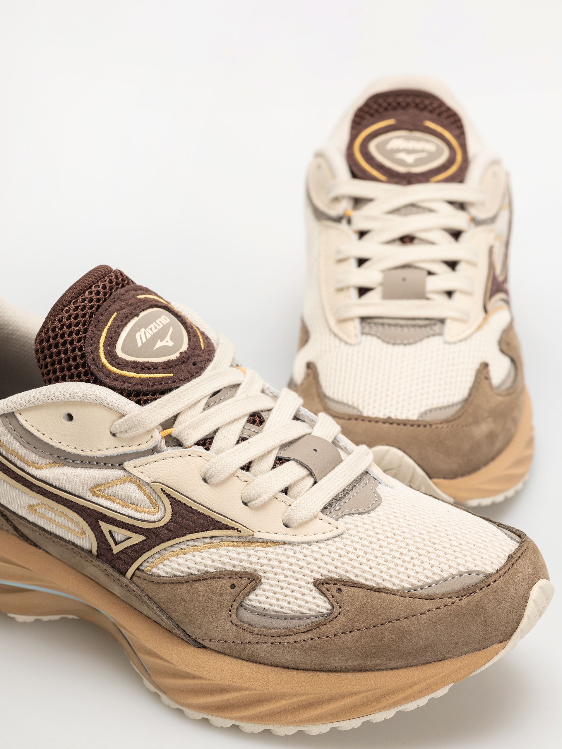 Buty Mizuno Wave Rider Βeta Premium (vintage khaki/chicory coffee/lantana)