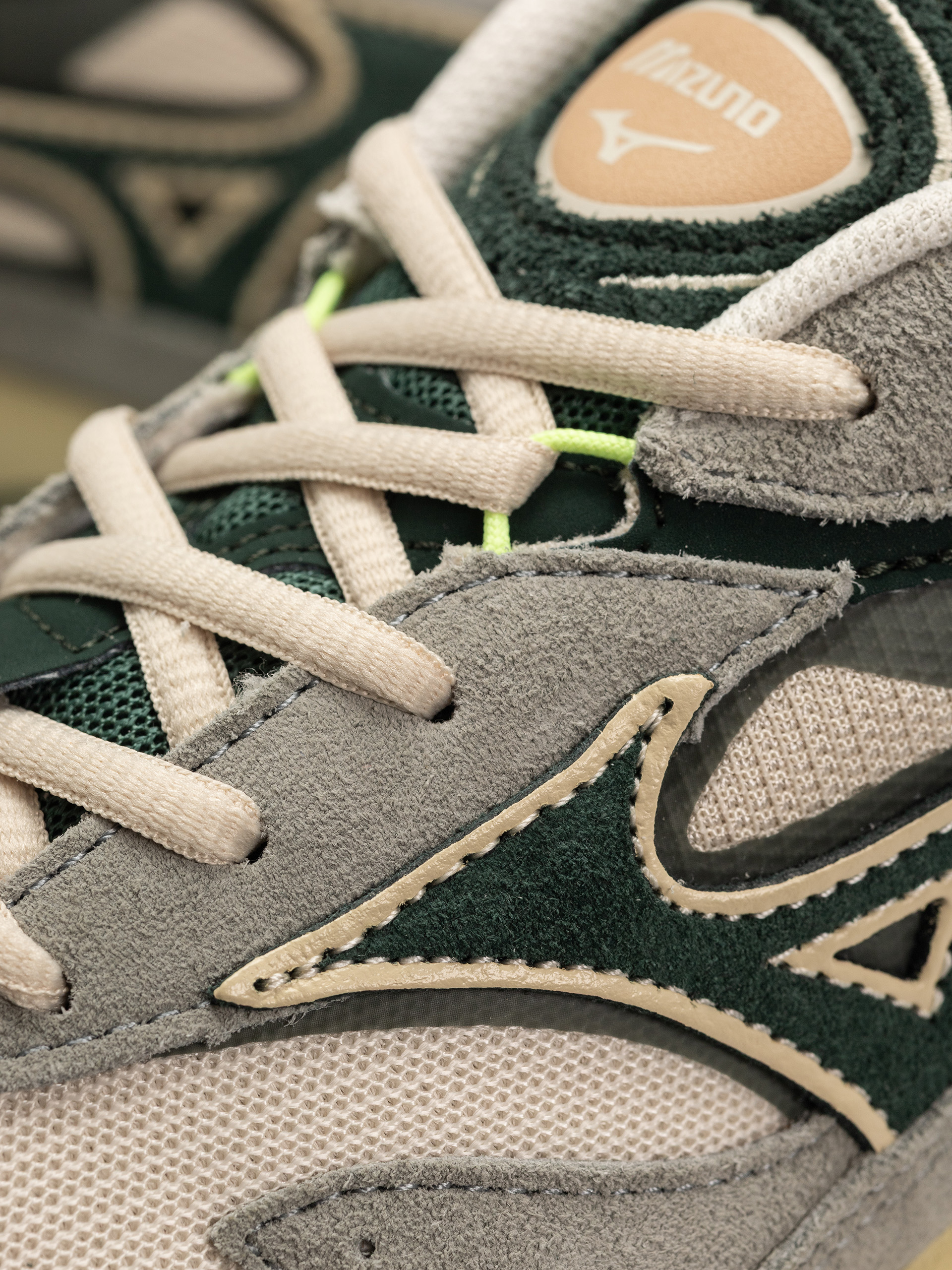 Buty Mizuno Wave Rider Beta (shadow/pine grove/summer sand)