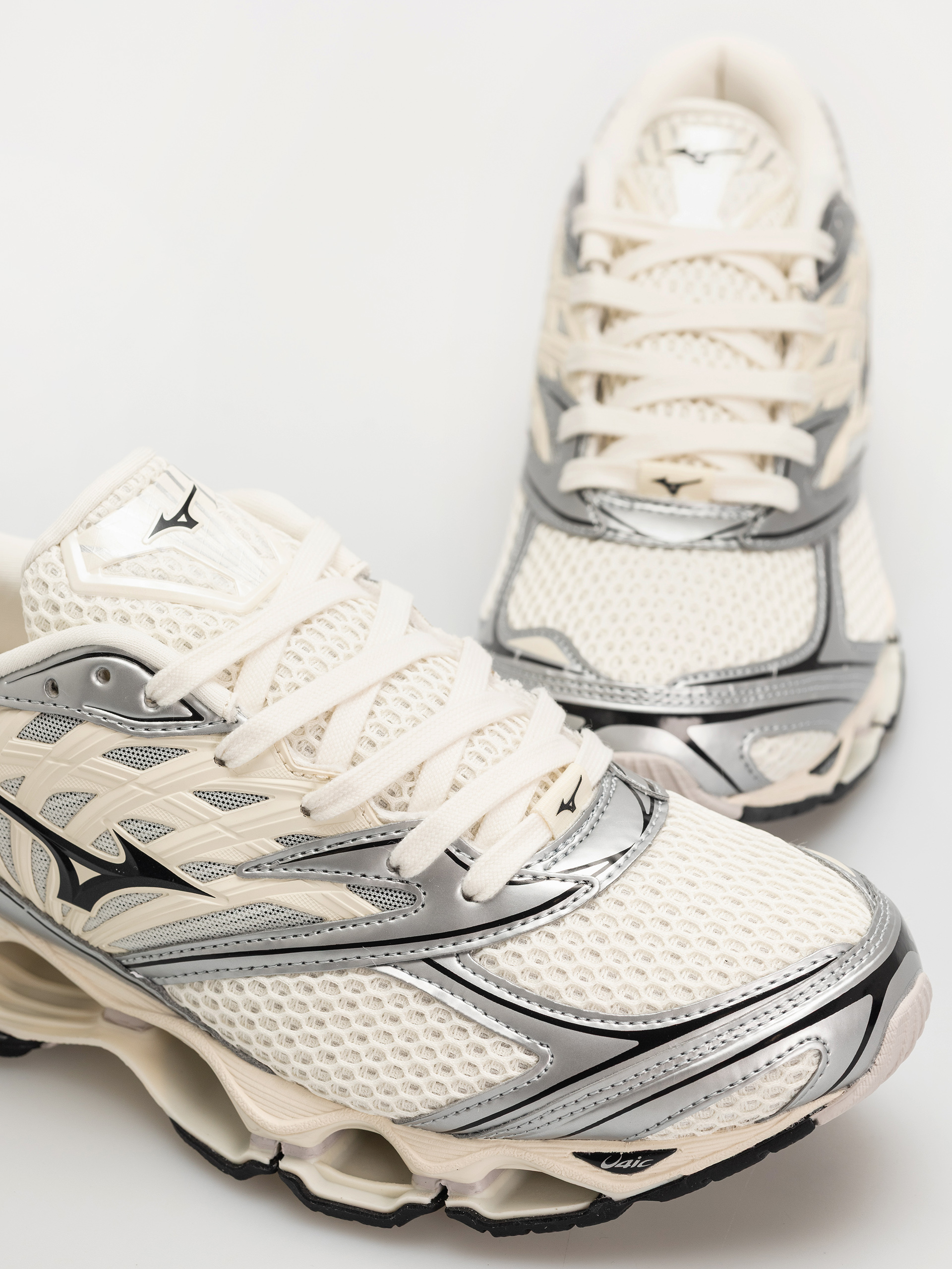 Buty Mizuno Wave Prophecy LS (pristine/black/silver)