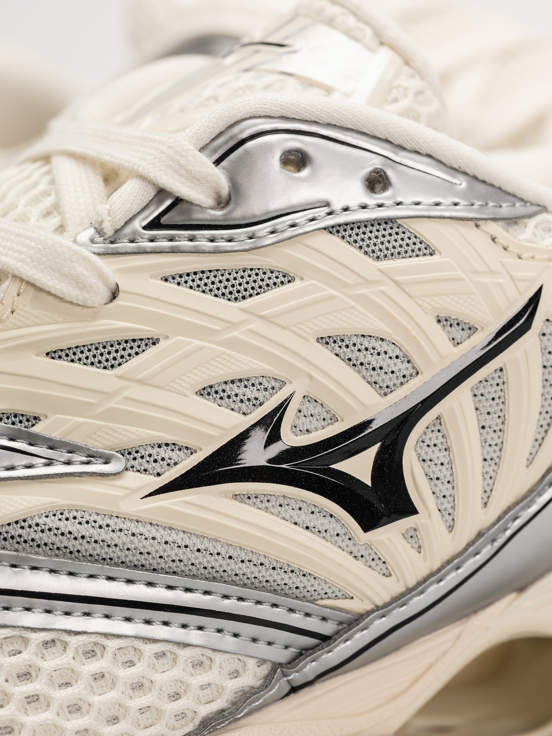 Buty Mizuno Wave Prophecy LS (pristine/black/silver)