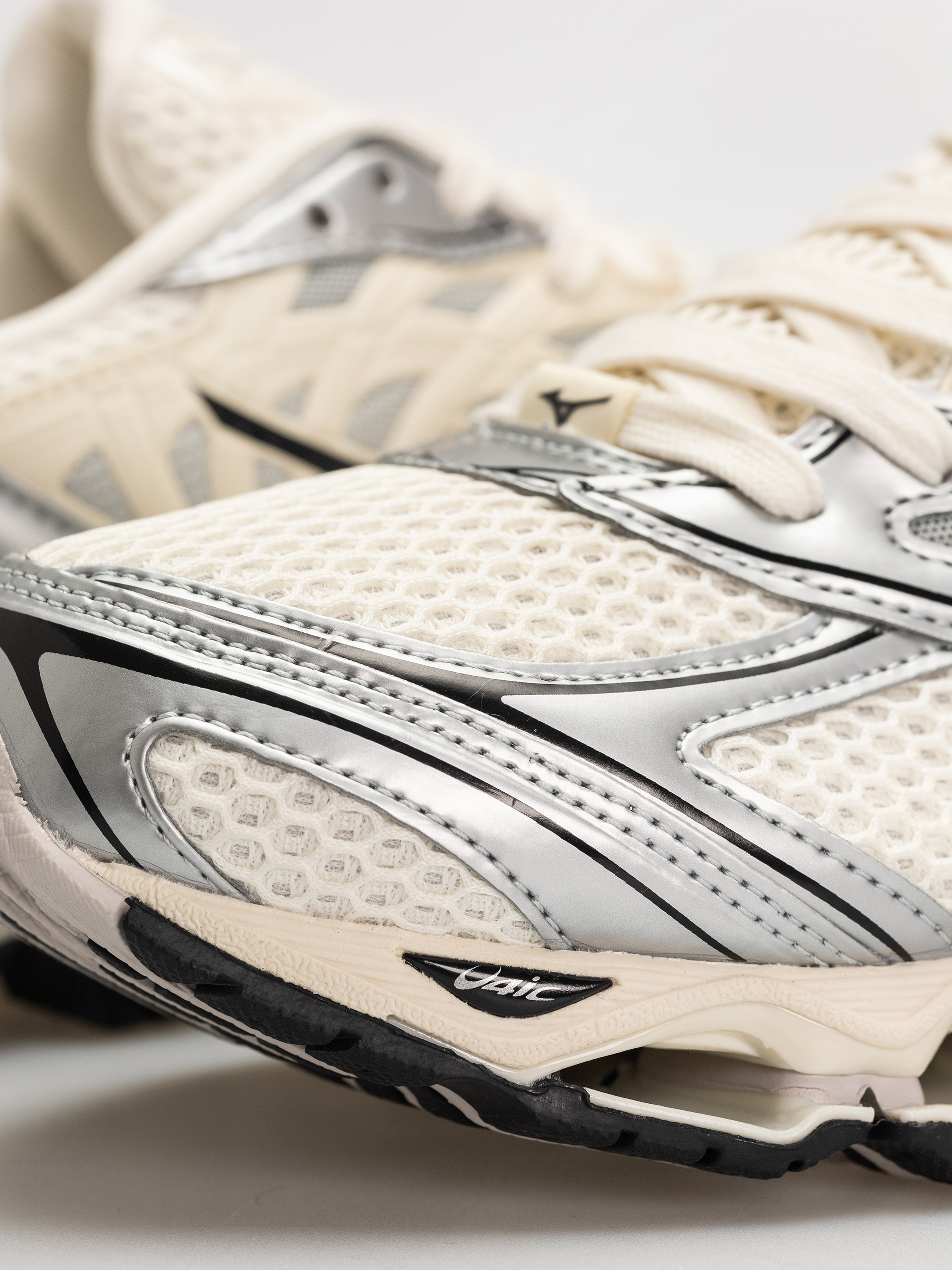 Buty Mizuno Wave Prophecy LS (pristine/black/silver)