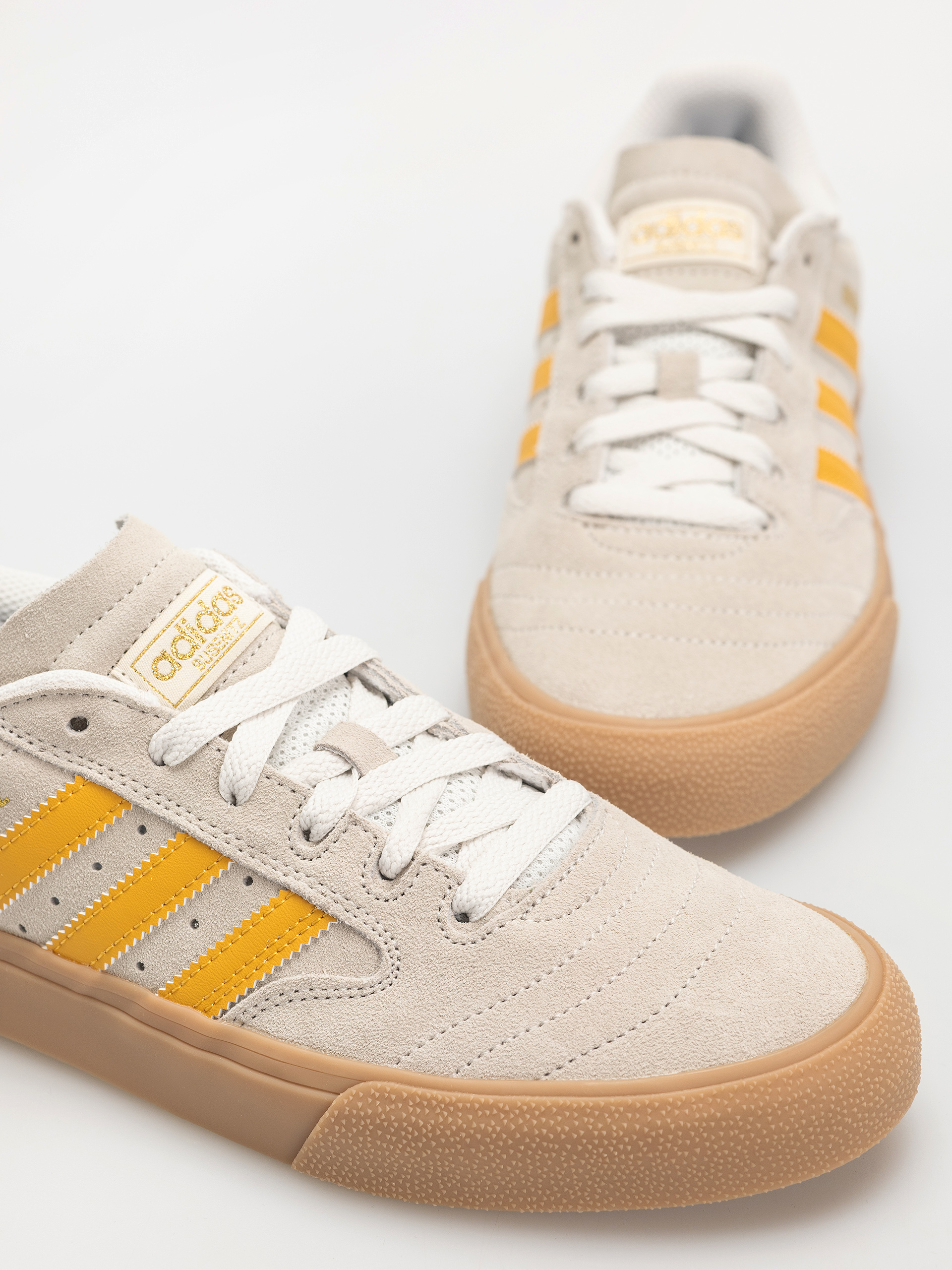 Buty adidas Busenitz Vulc II (crywht/preyel/goldmt)