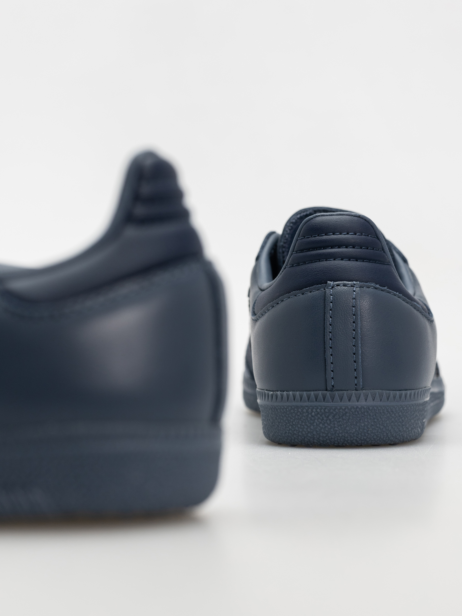 Buty adidas Samba ADV (prloin/prloin/goldmt)