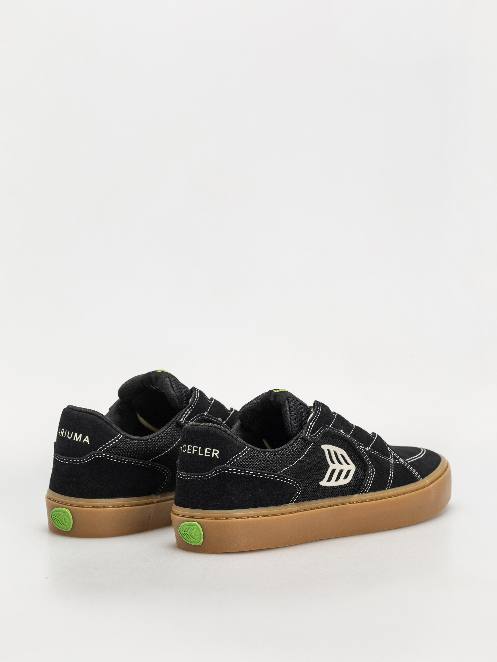 Buty Cariuma T20 Pro (gum black suede and mesh ivory logo contrast thread)