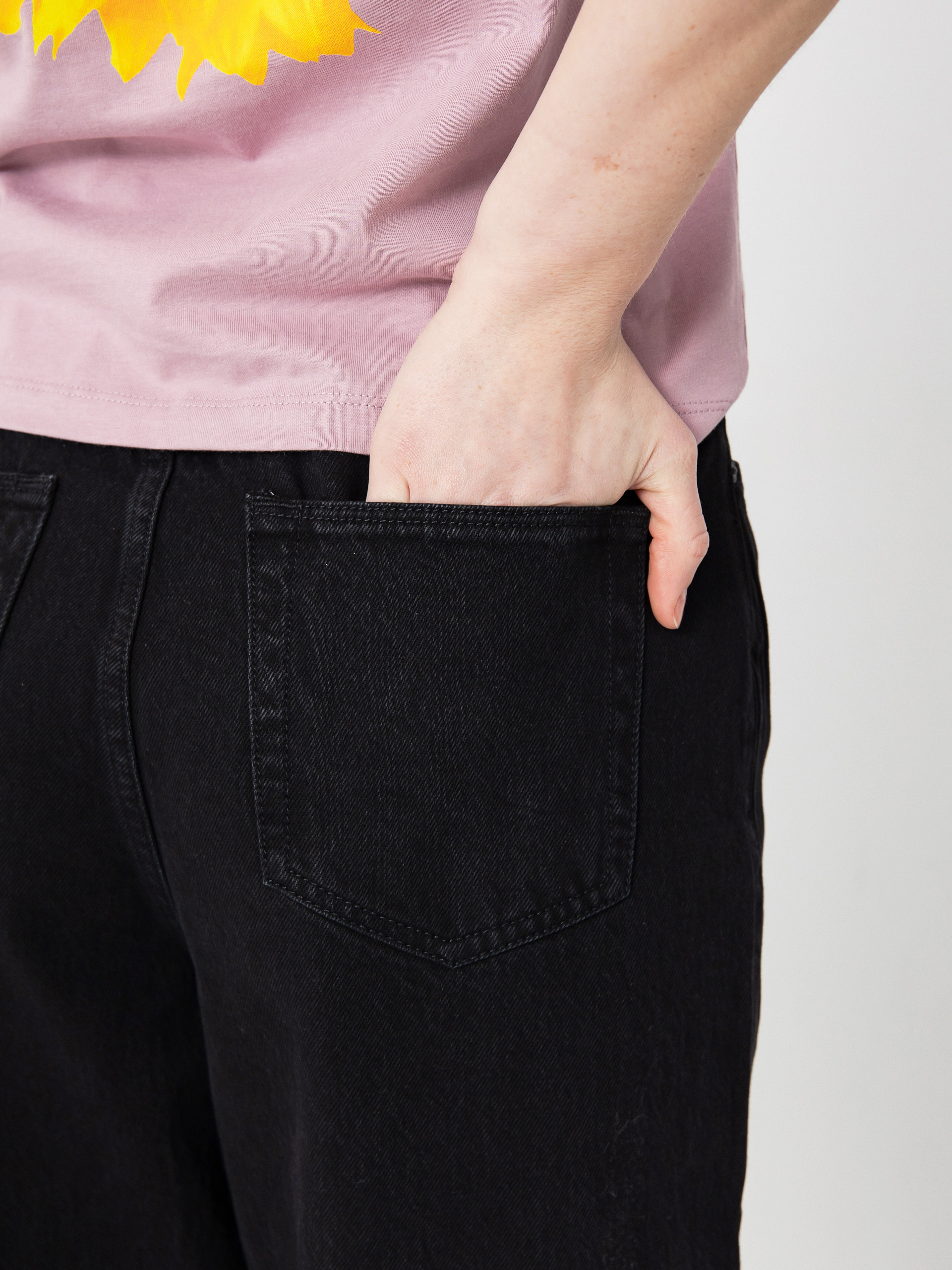 Spodnie Volcom Stoned Bf Hirise Wmn (black)