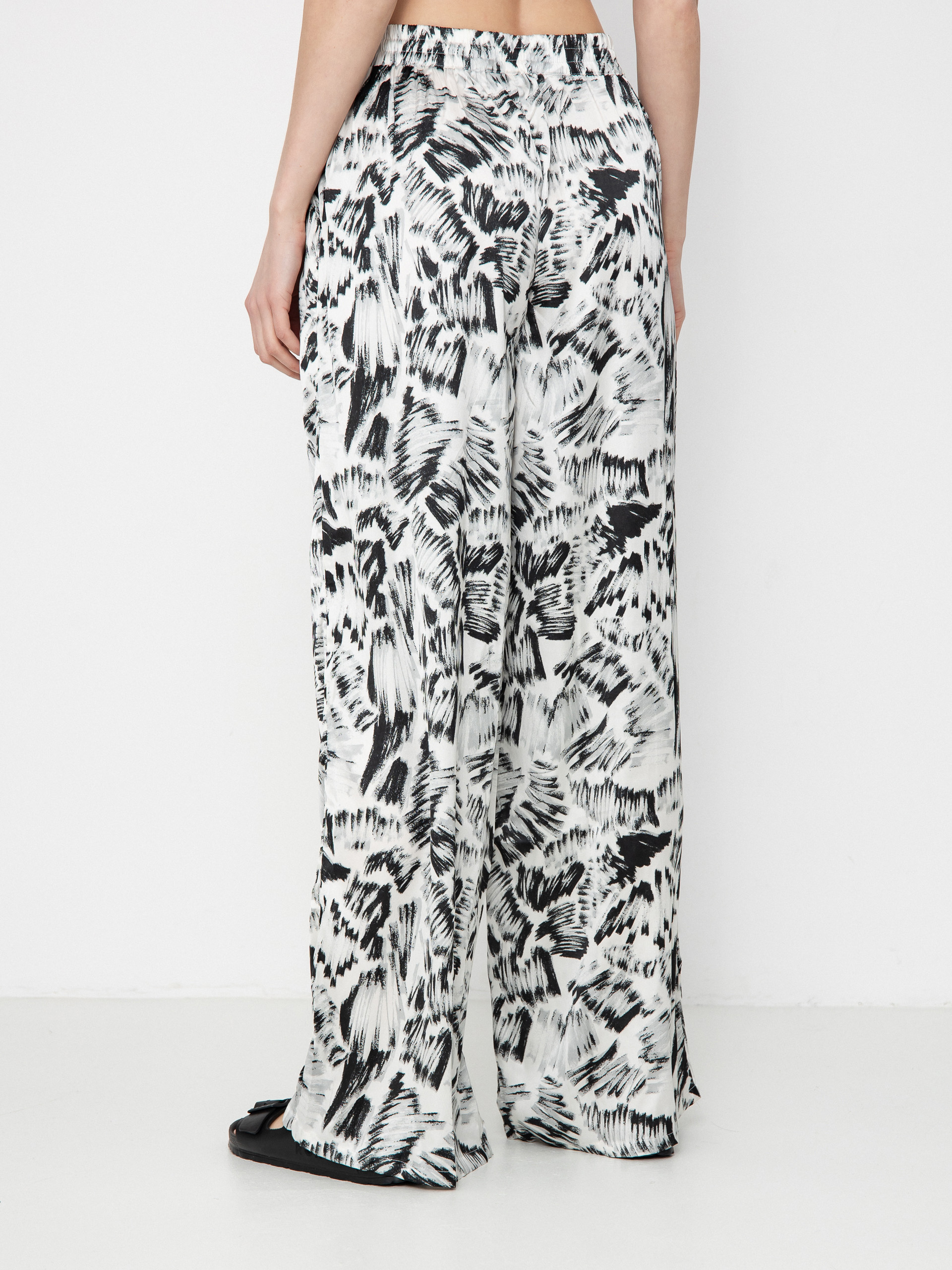 Spodnie Volcom Fa Alix Ew Wmn (black white)