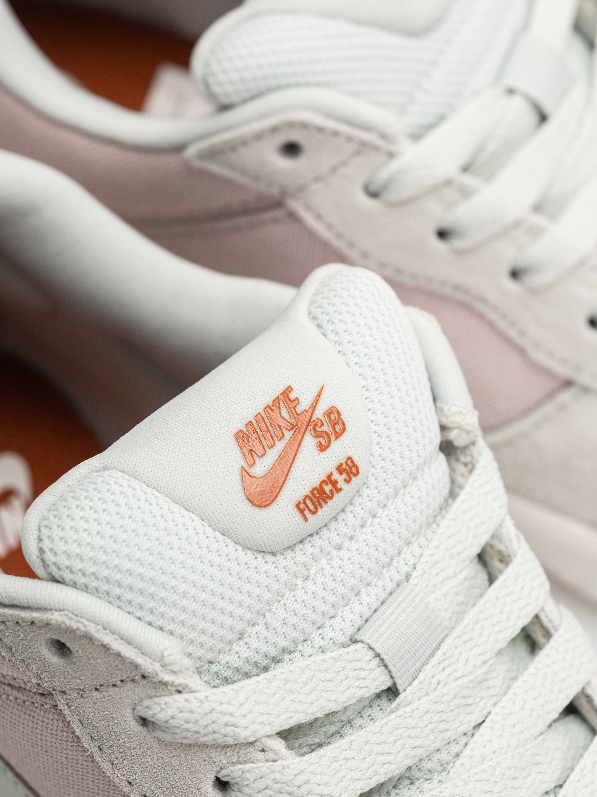 Buty Nike SB Force 58 (platinum violet/light silver sanddrift)