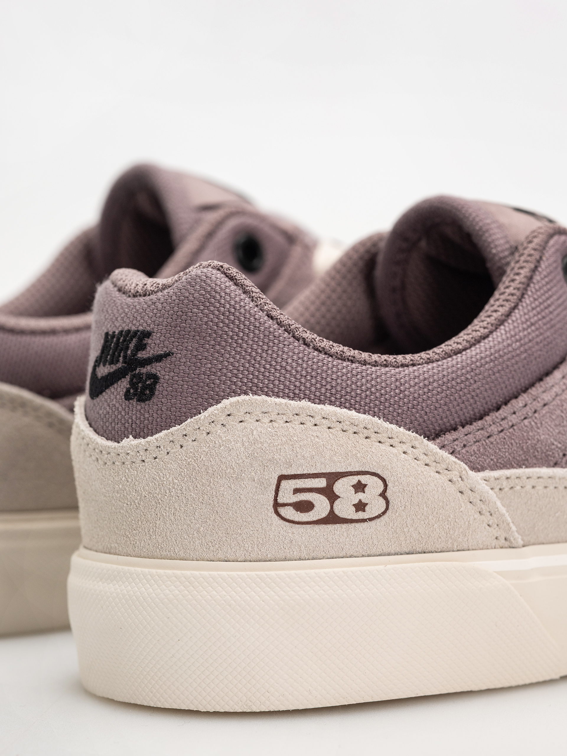 Buty Nike SB Malor TE (taupe grey/black lt orewood brn cinnamon)