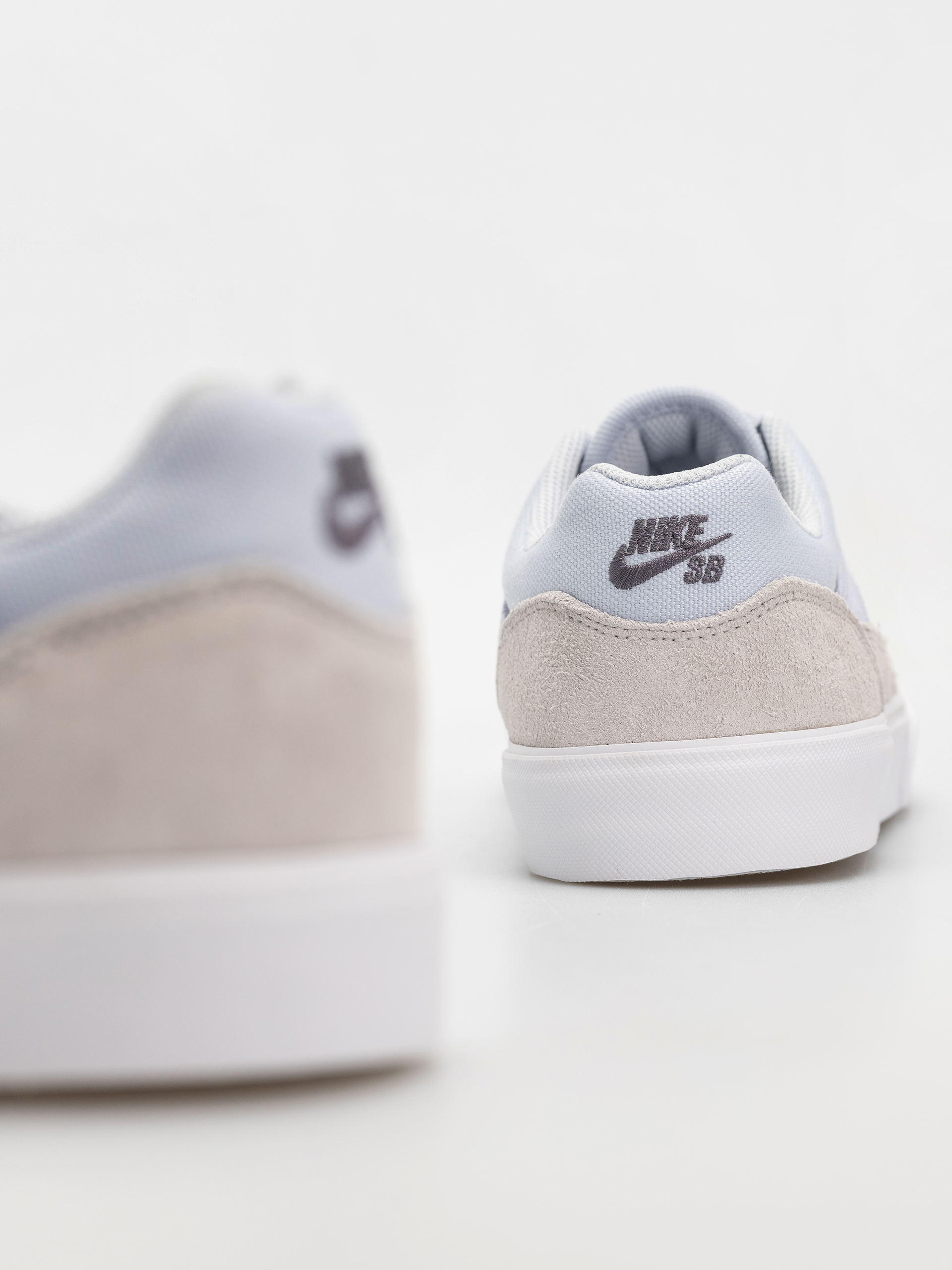 Buty Nike SB Malor (football grey/dark grey photon dust)