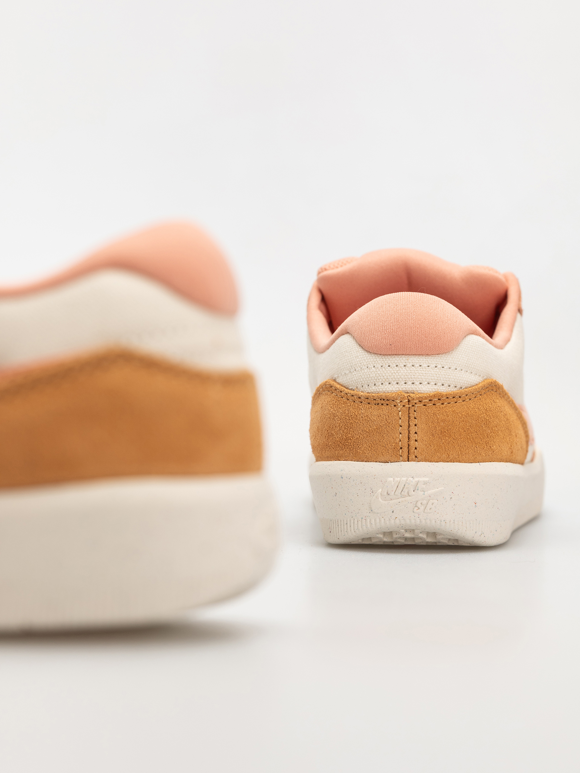 Buty Nike SB Force 58 (pale ivory/apricot agate copper moon)