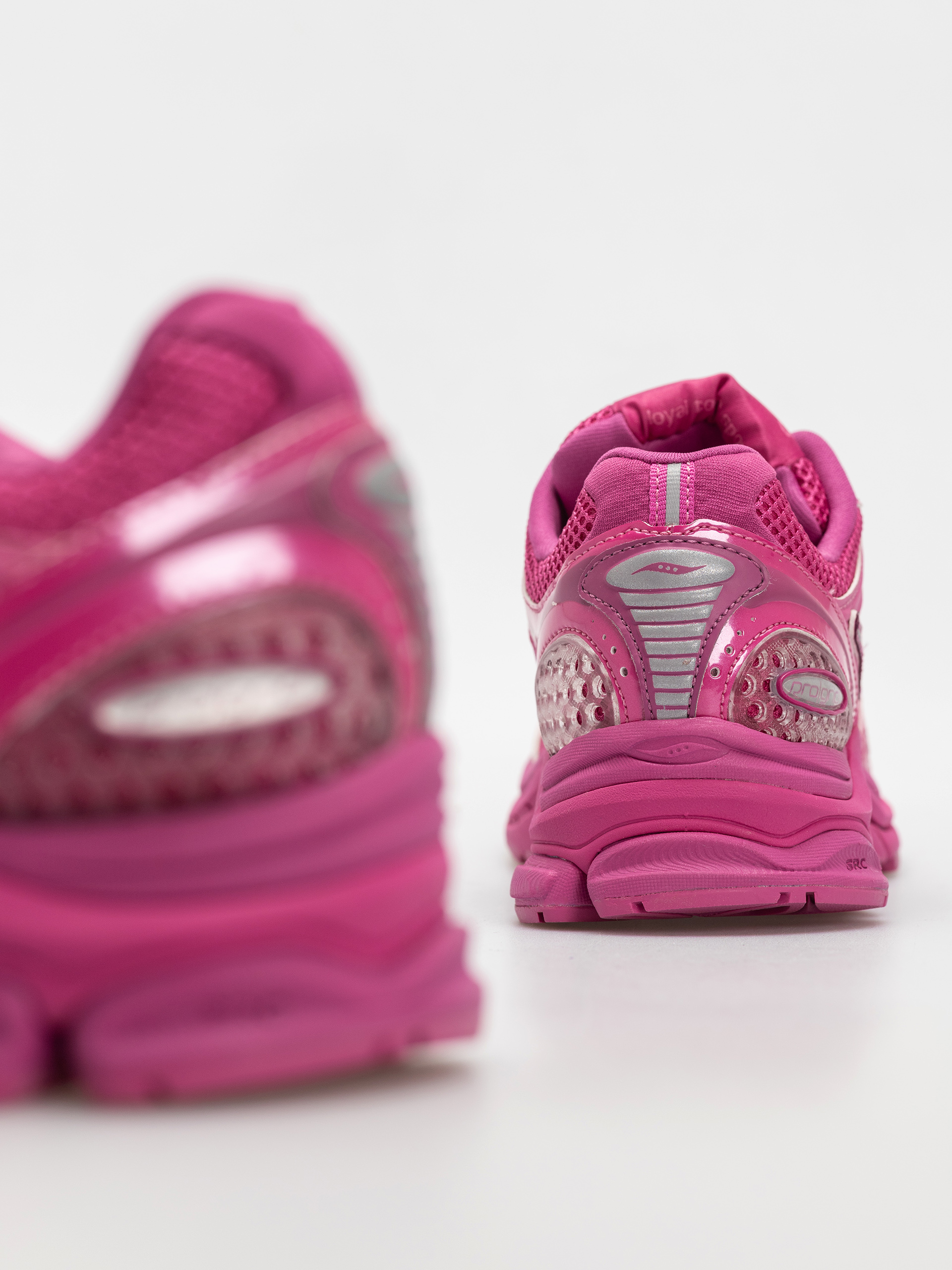 Buty Saucony Progrid Triumph 4 (pink)
