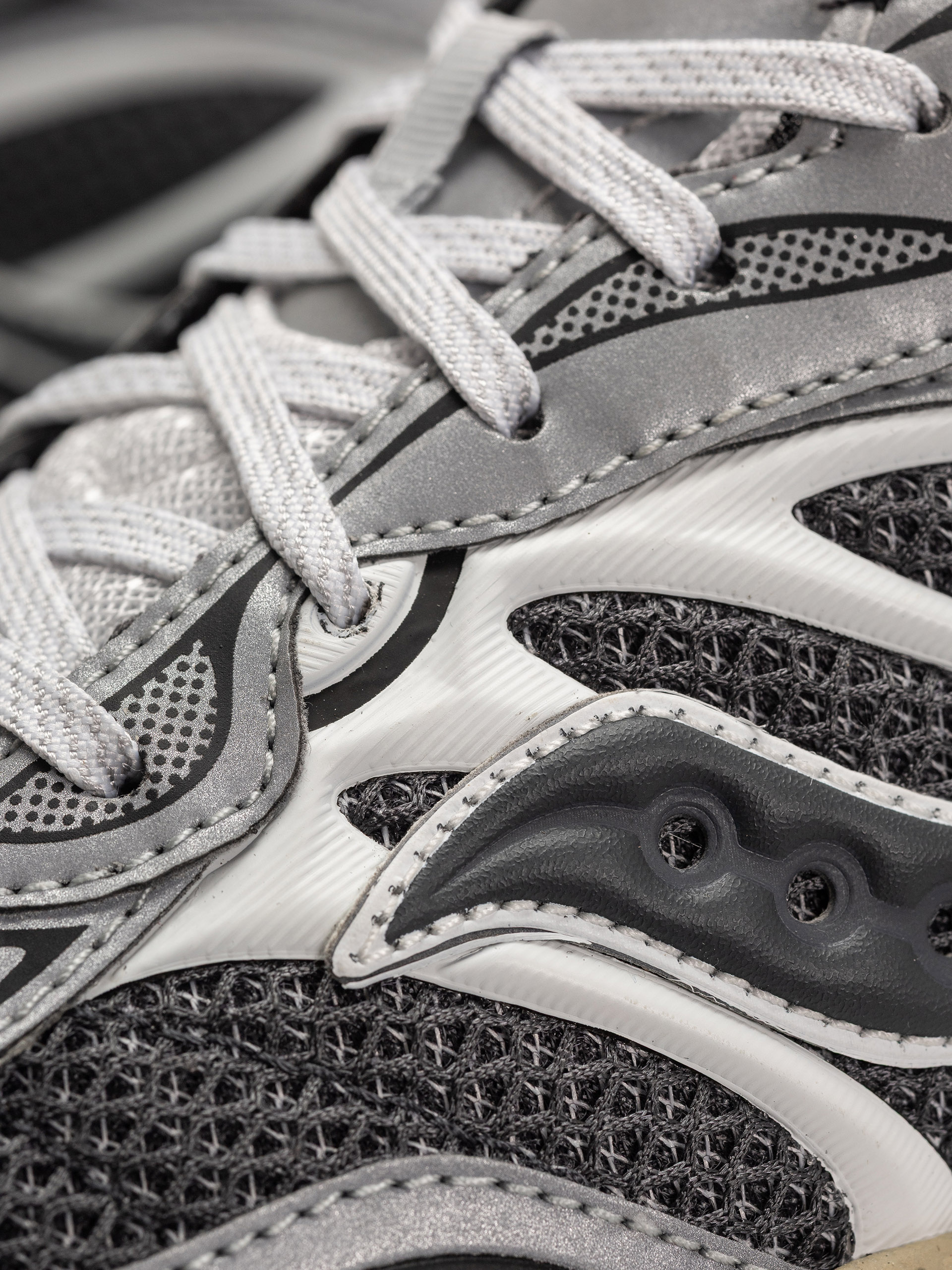 Buty Saucony Progrid Omni 9 (grey/silver)