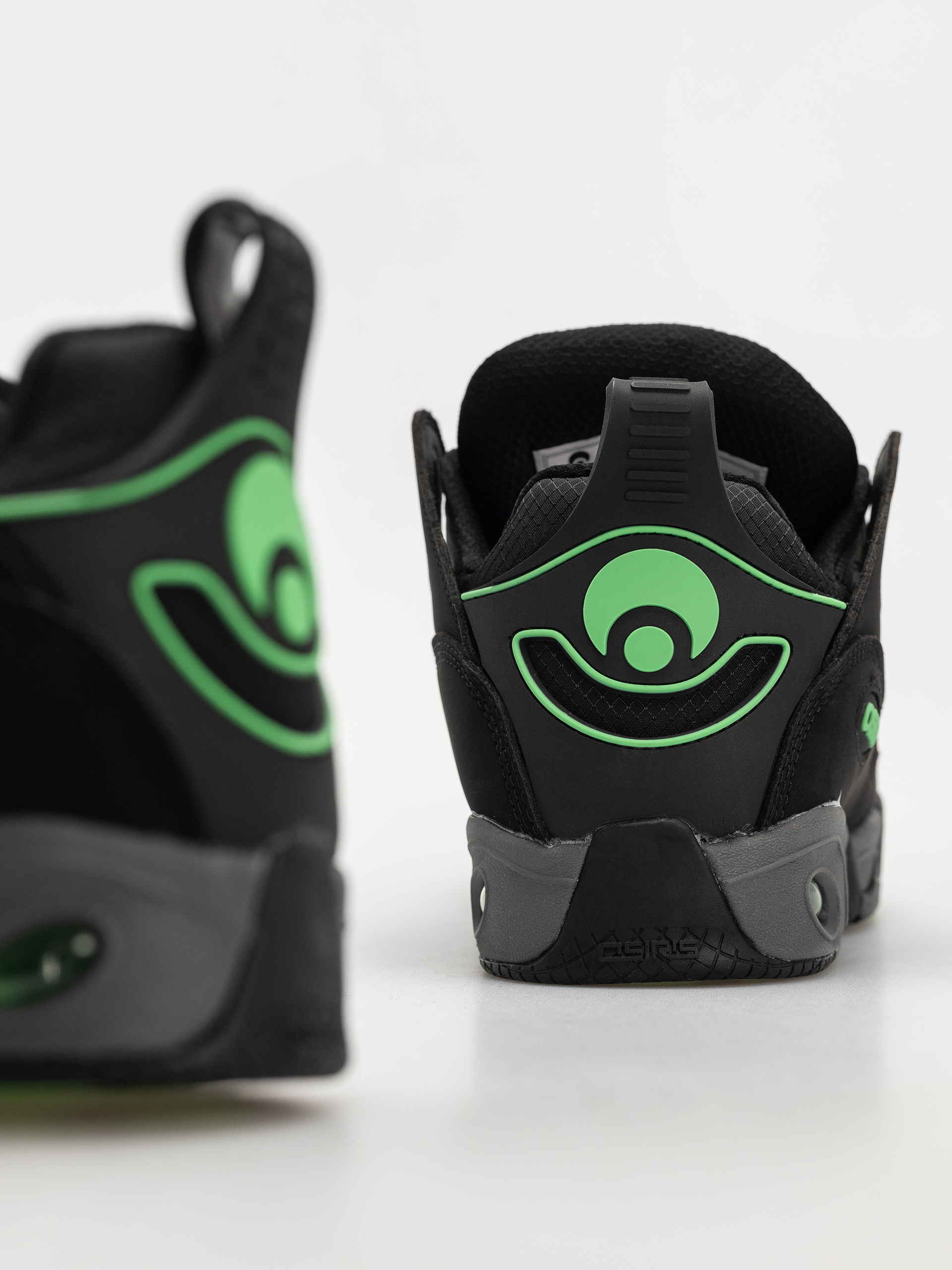Buty Osiris D3 E (black/charcoal/green)