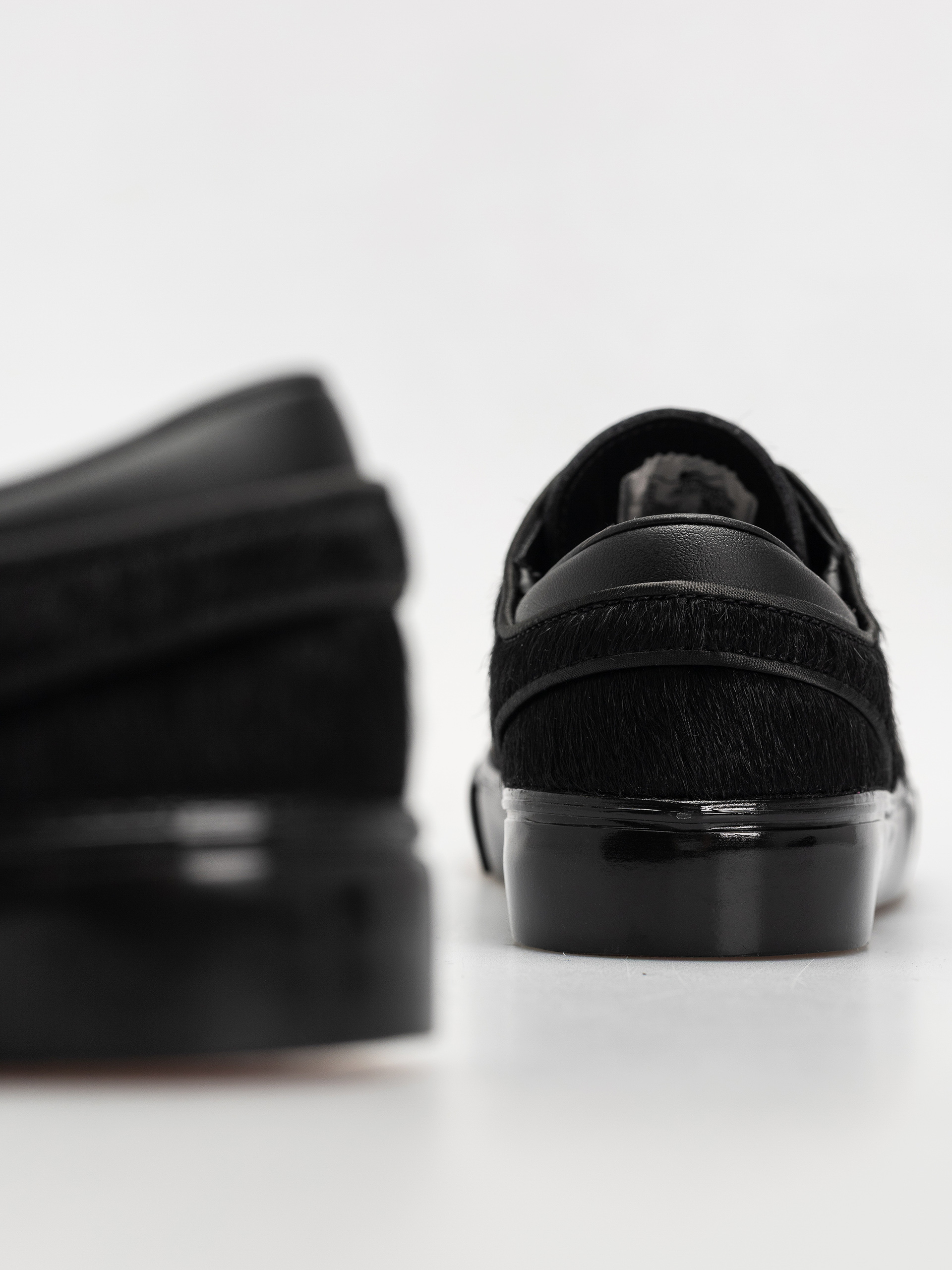 Buty Nike SB Zoom Janoski Og+ SE (black/black off noir black)