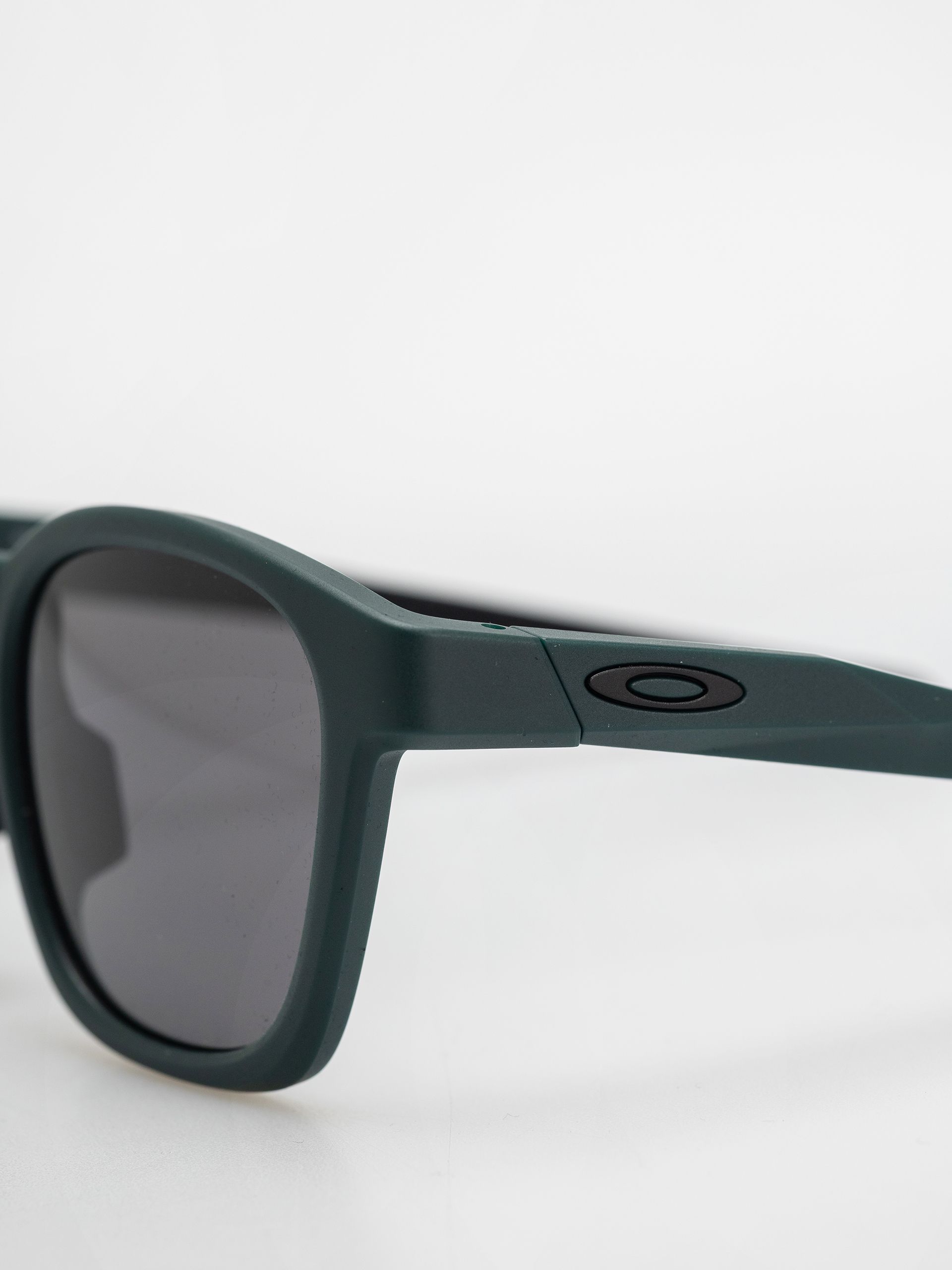 Okulary przeciwsłoneczne Oakley Shackle (mt hunter green/prizm grey)