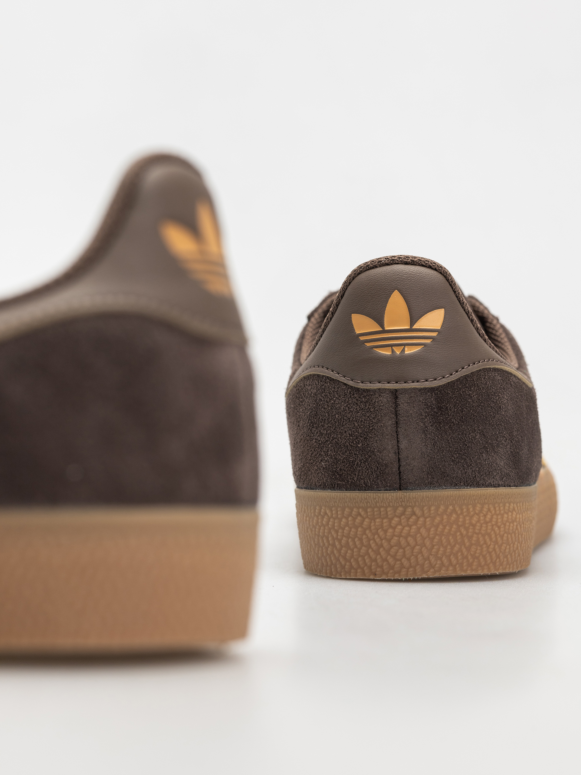 Buty adidas Gazelle ADV (crywht/crywht/gum4)