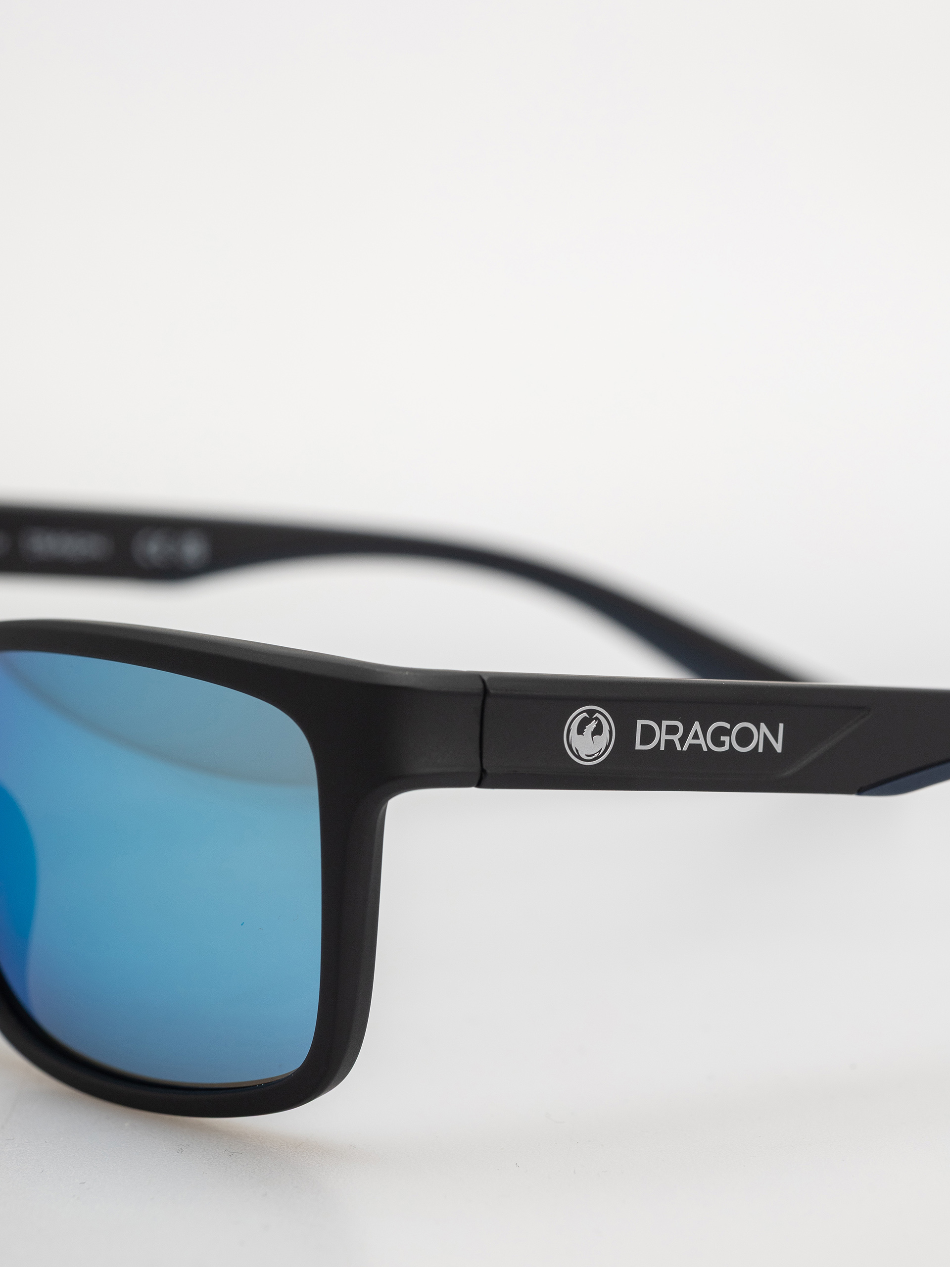 Okulary przeciwsłoneczne Dragon Blaise (matte black/lumalens blue ion)