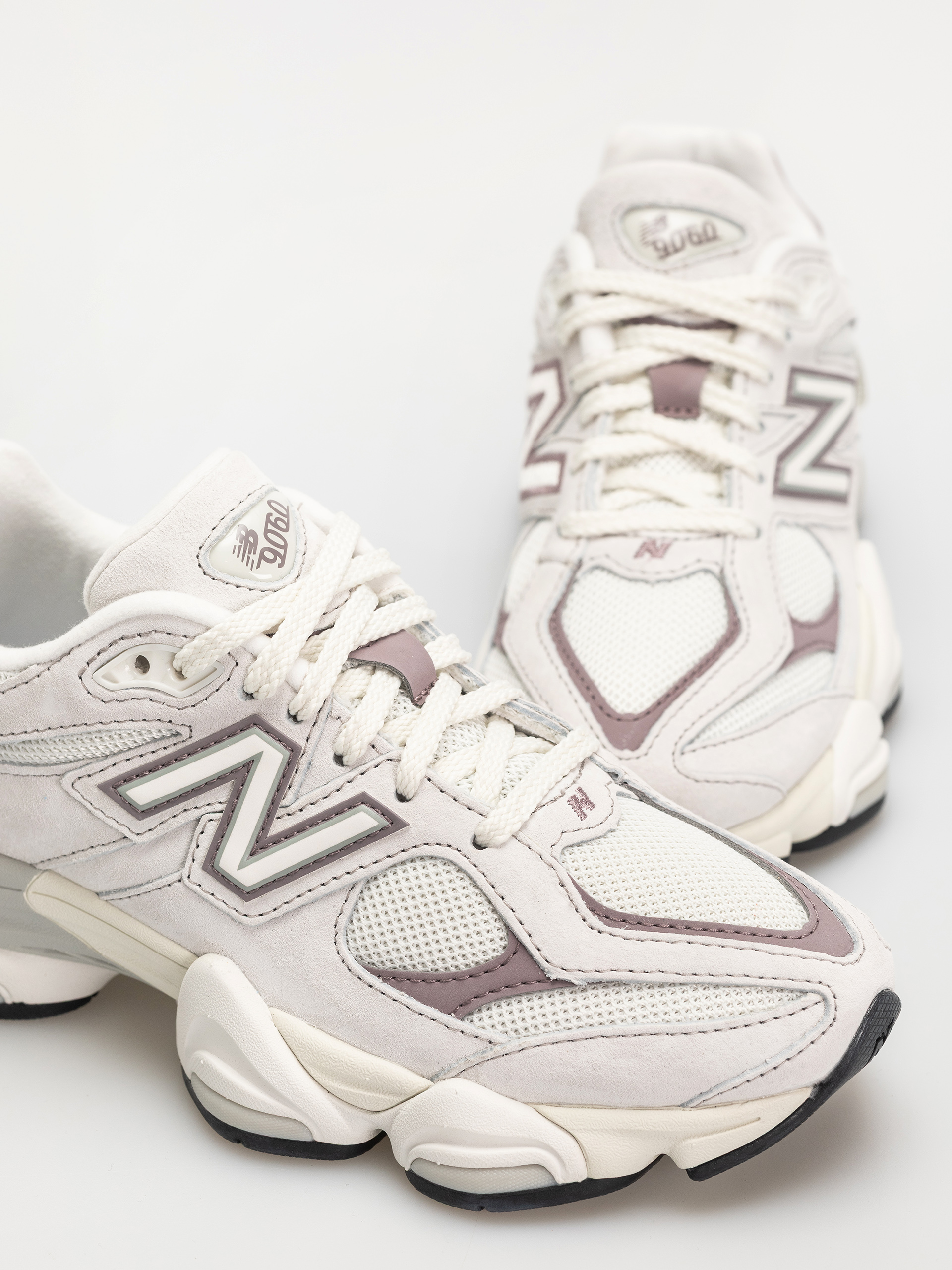 Buty New Balance 9060 (grey matter)