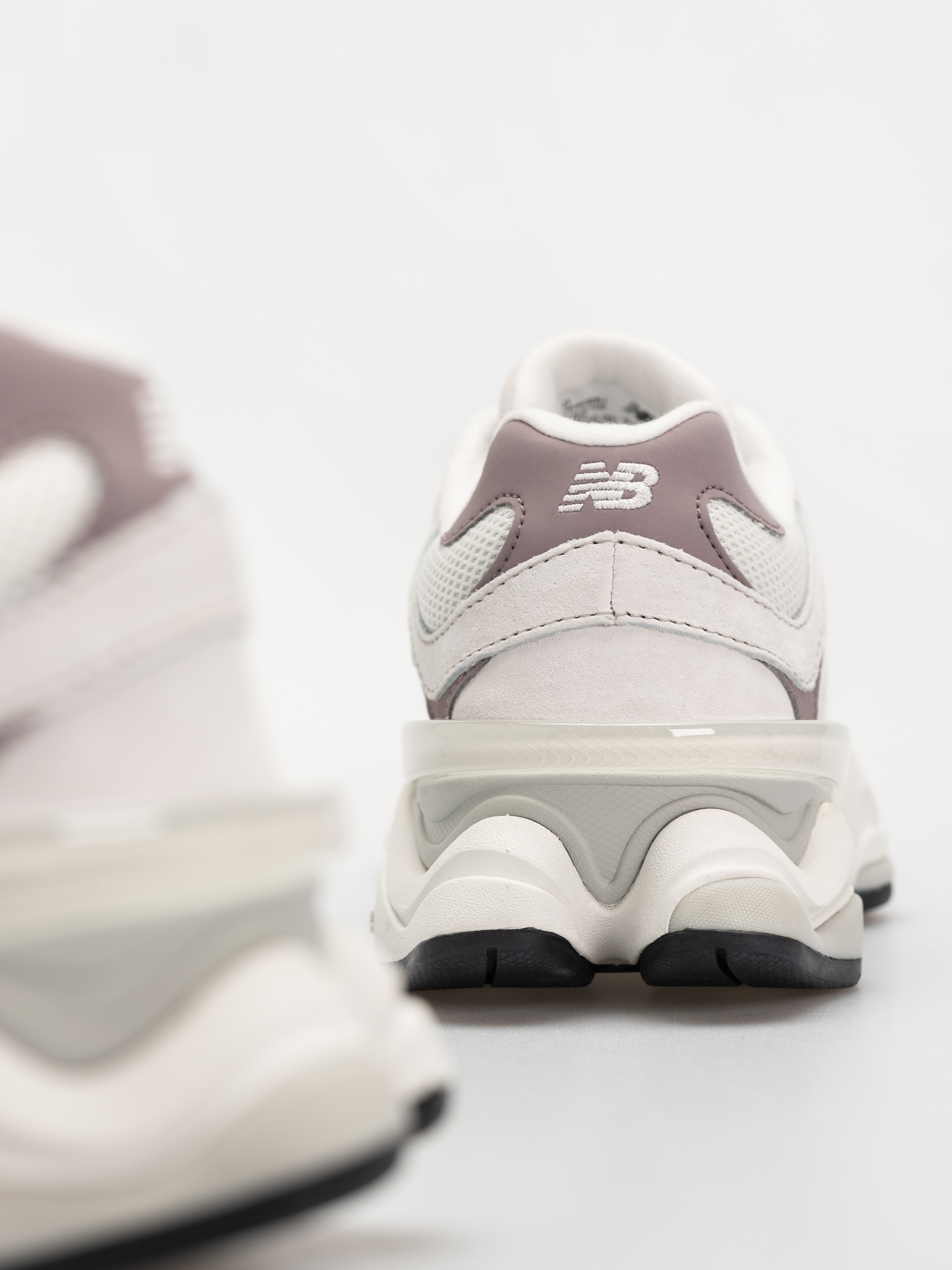 Buty New Balance 9060 (grey matter)