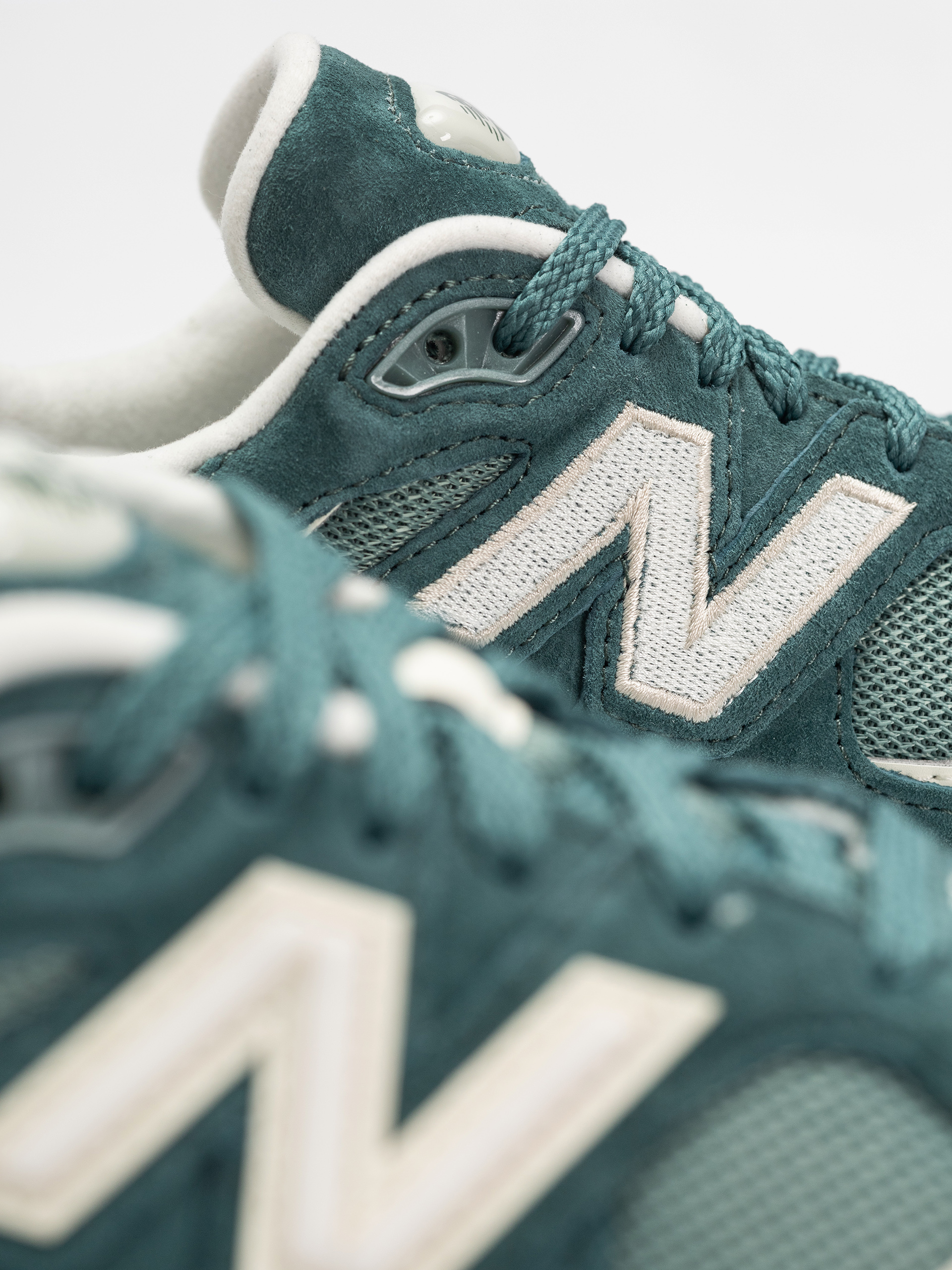 Buty New Balance 9060 (new spruce)
