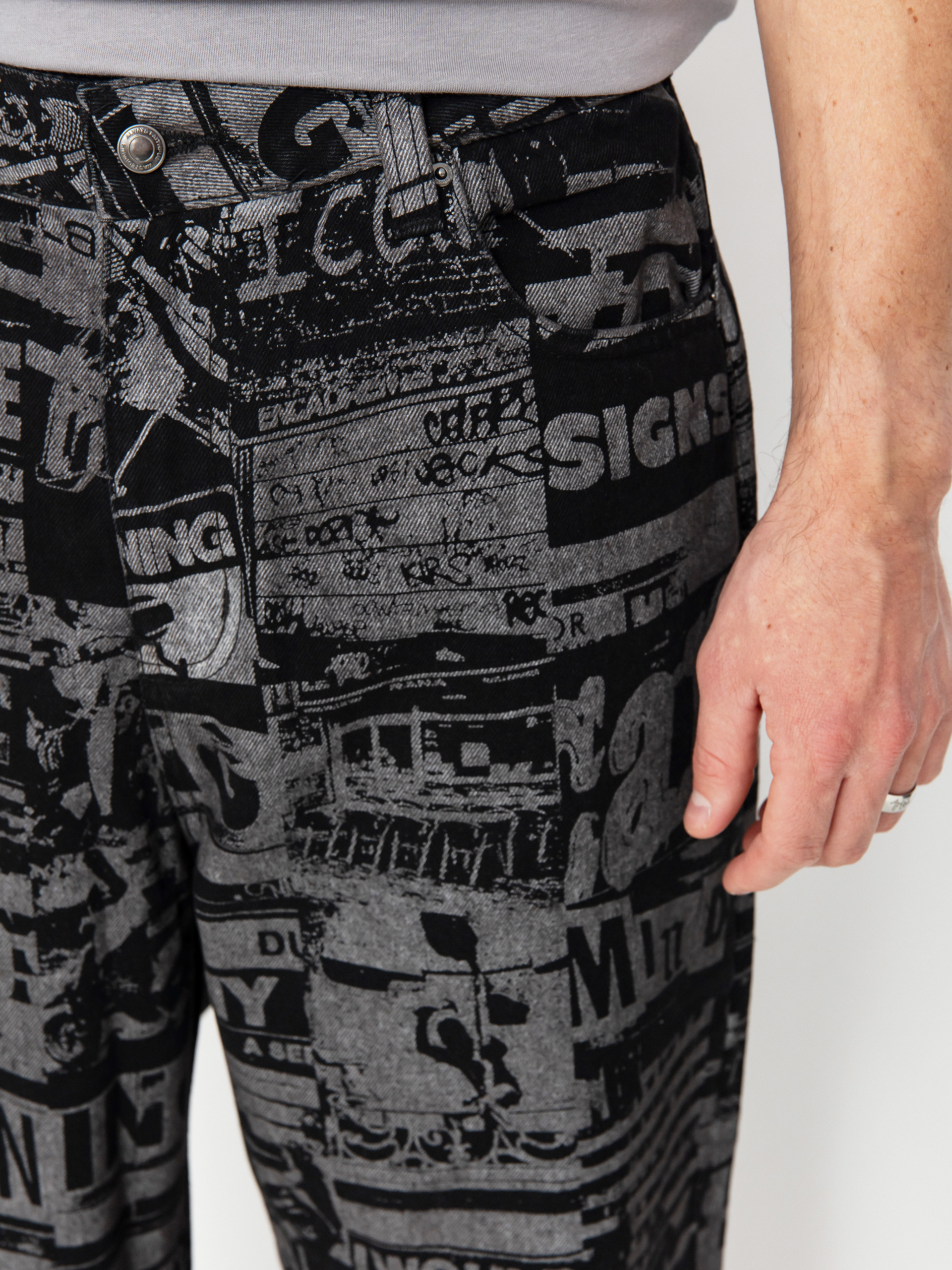 Spodnie Wasted Paris Mind Casper (faded black/black)