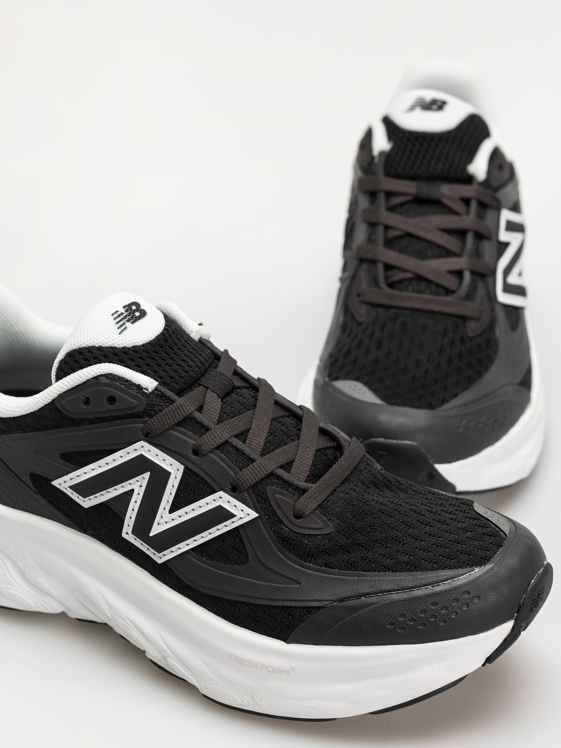 Buty New Balance TRN (black/white)