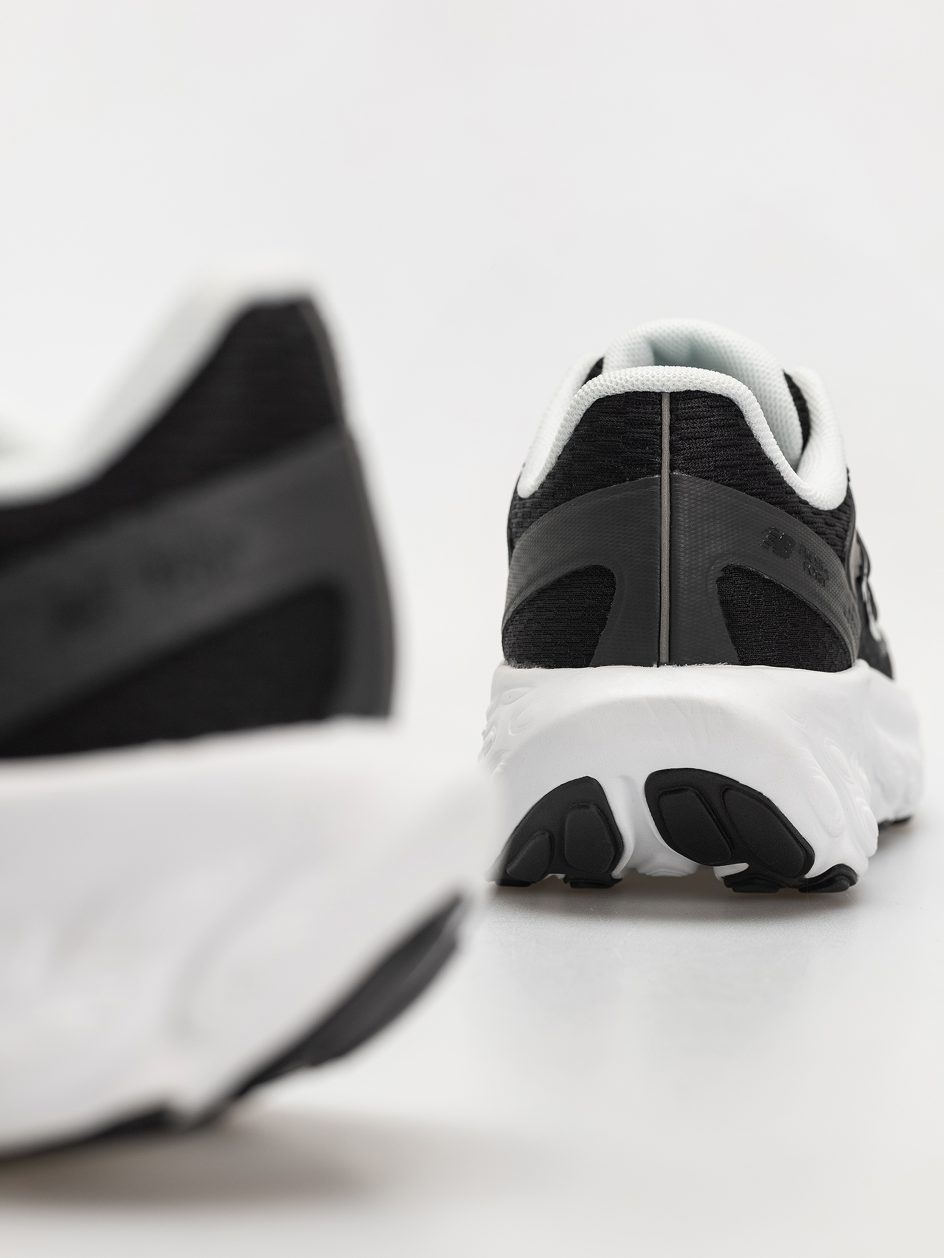 Buty New Balance TRN (black/white)