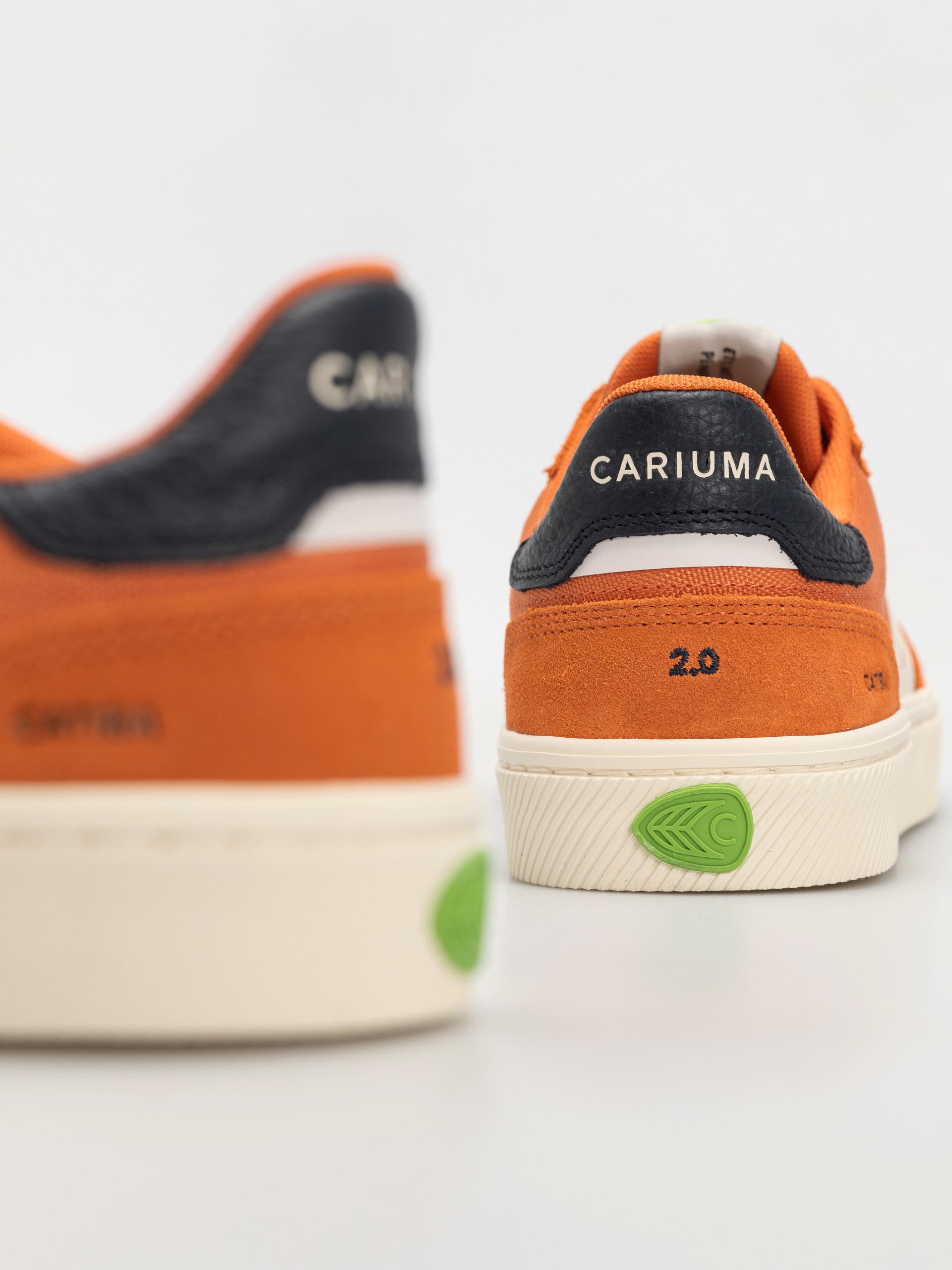 Buty Cariuma Catiba Pro 2.0 (burnt orange suede and cordura ivory logo navy)