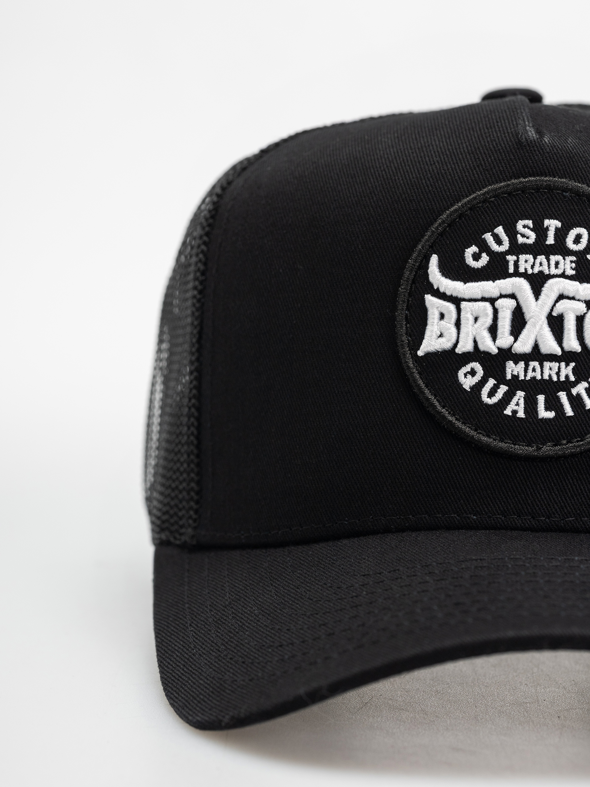 Czapka z daszkiem Brixton Gibson C Np Mp Trucker (black/black)