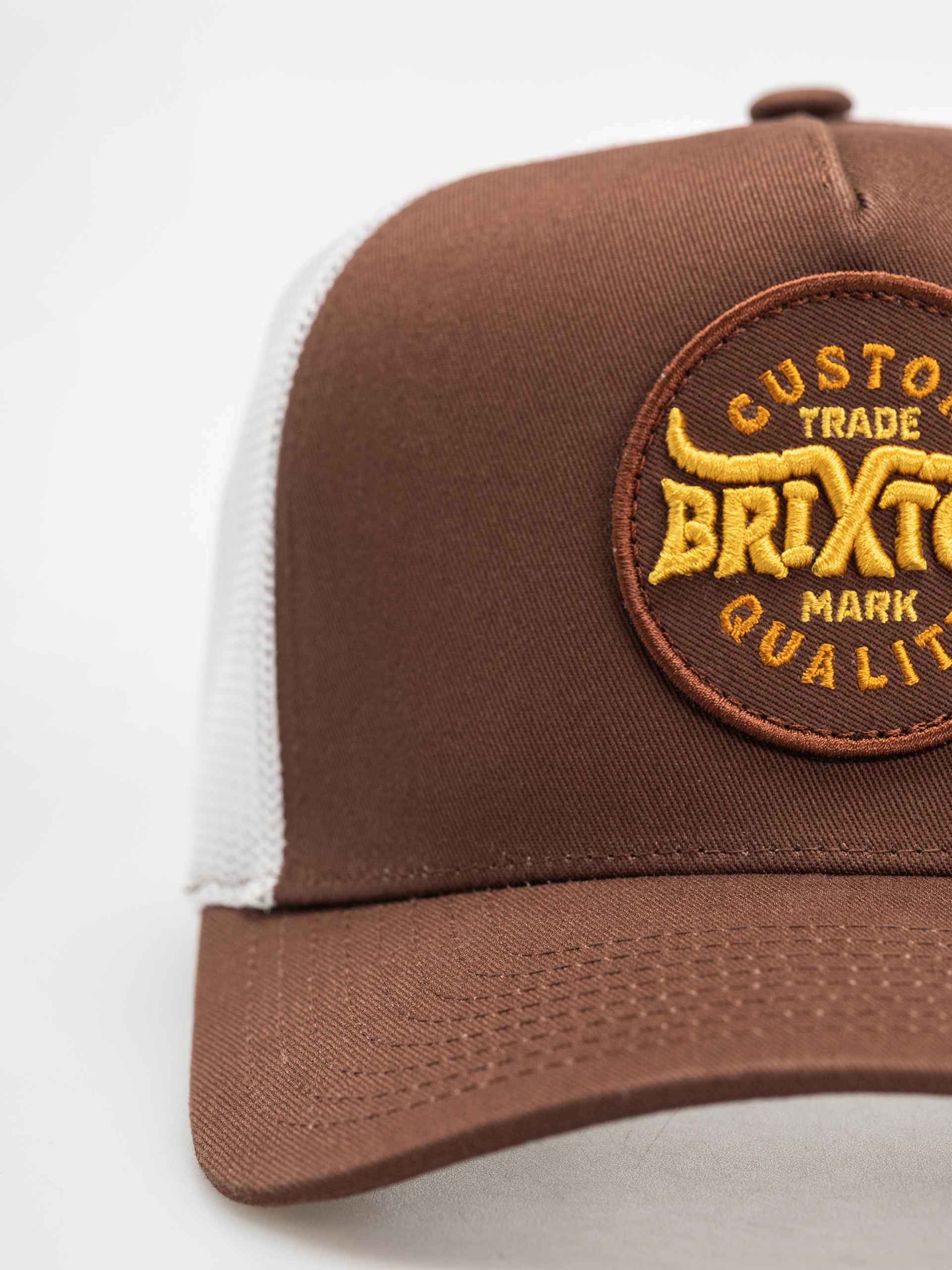 Czapka z daszkiem Brixton Gibson C Np Mp Trucker (brown/off white)