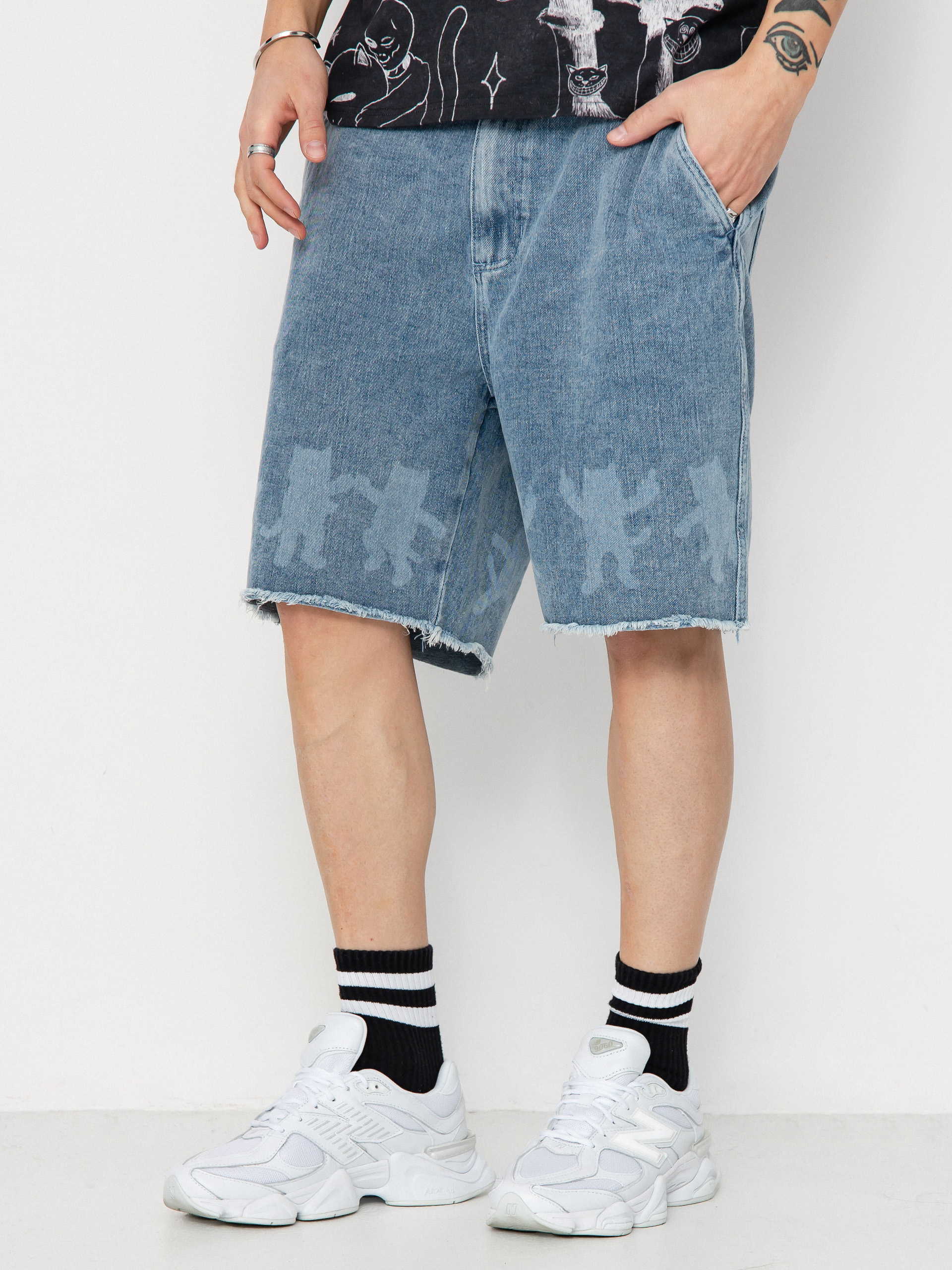 Szorty RipNDip Cosmic Nerm (medium wash)