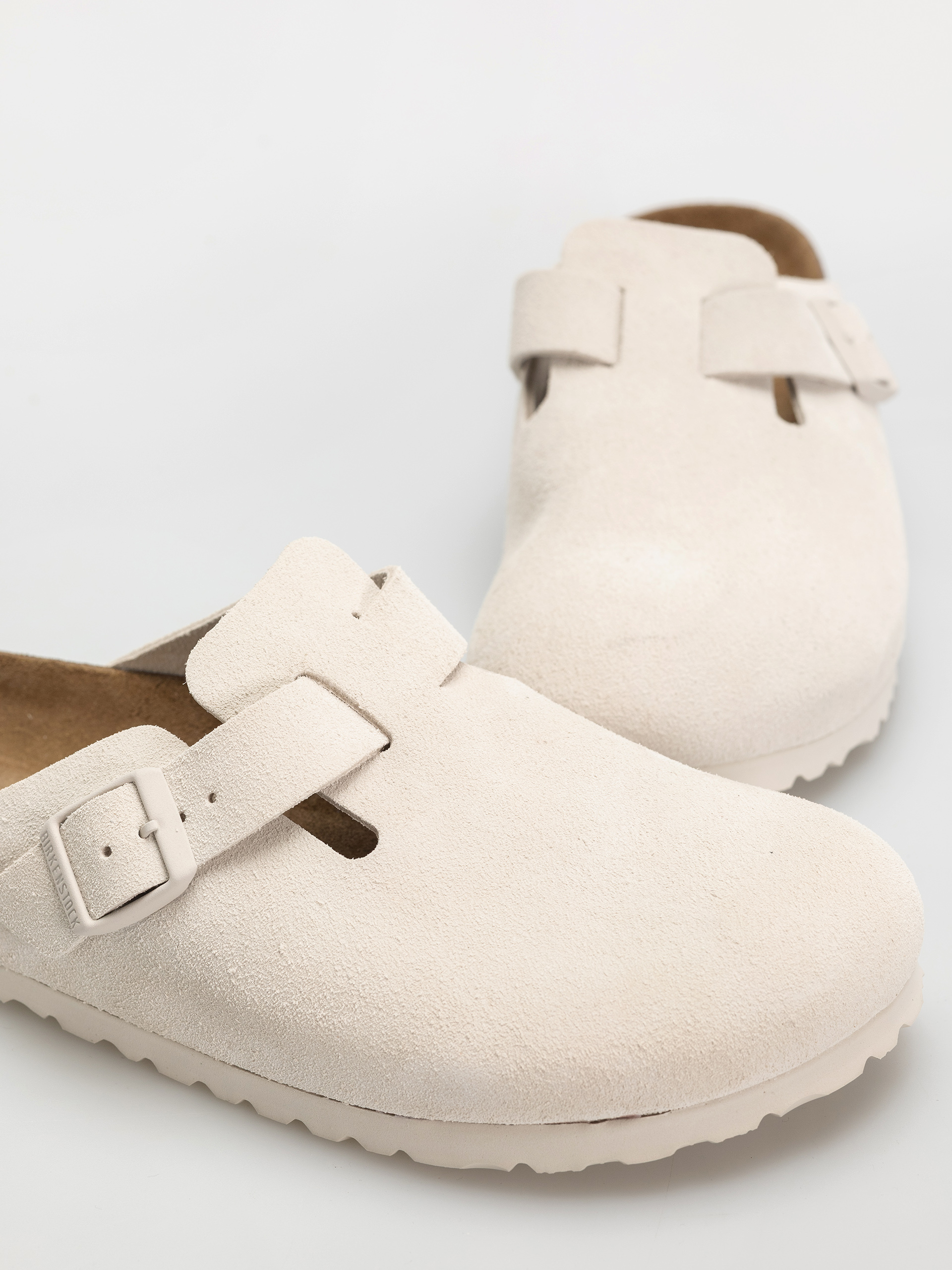 Klapki Birkenstock Boston Suede Leather Narrow Wmn (antique white)