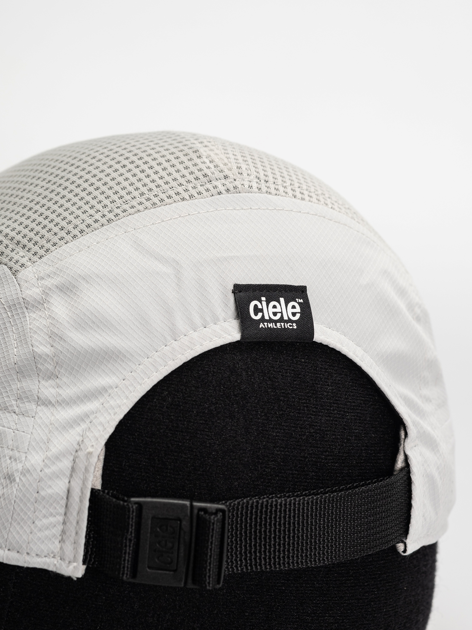 Czapka z daszkiem Ciele Athletics GOCap Classic Athletics (lightgrey)