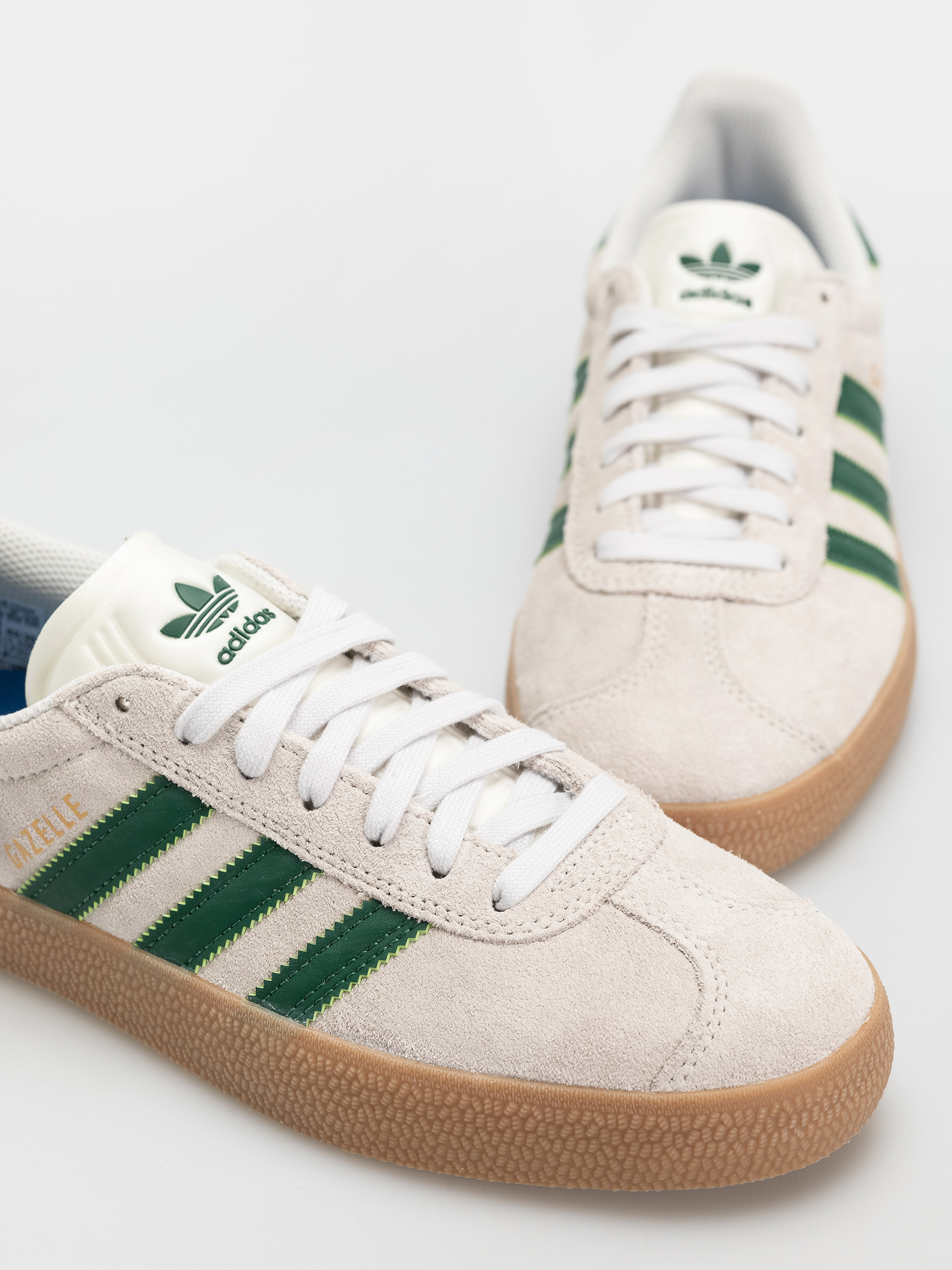 Buty adidas Gazelle ADV (crywht/crywht/gum4)