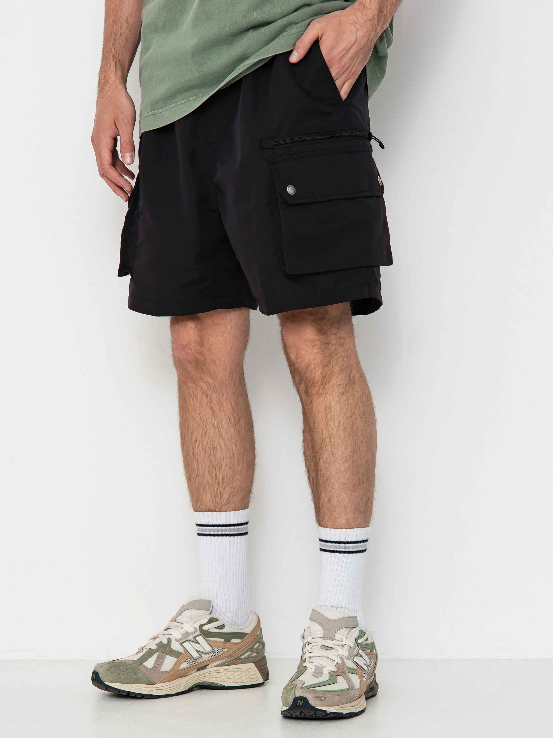 Szorty Carhartt WIP Irwin (black)