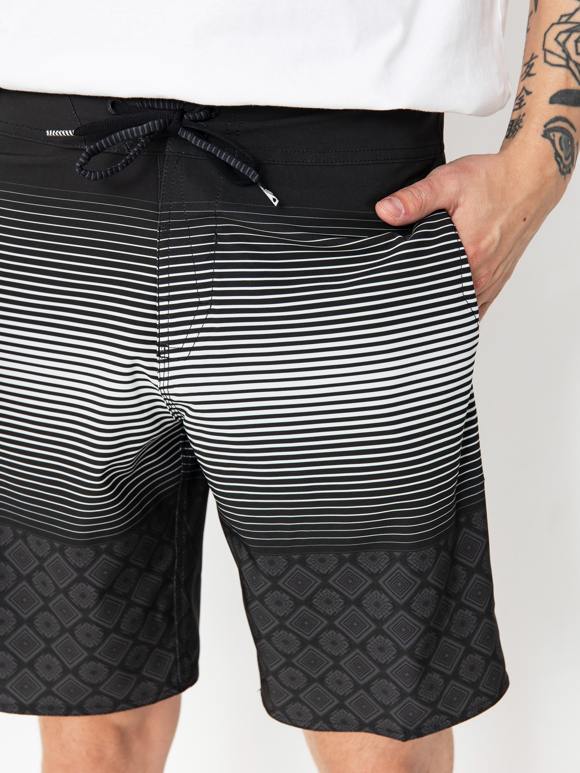 Boardshorty Volcom Lido Stripe Mod 20 (black)