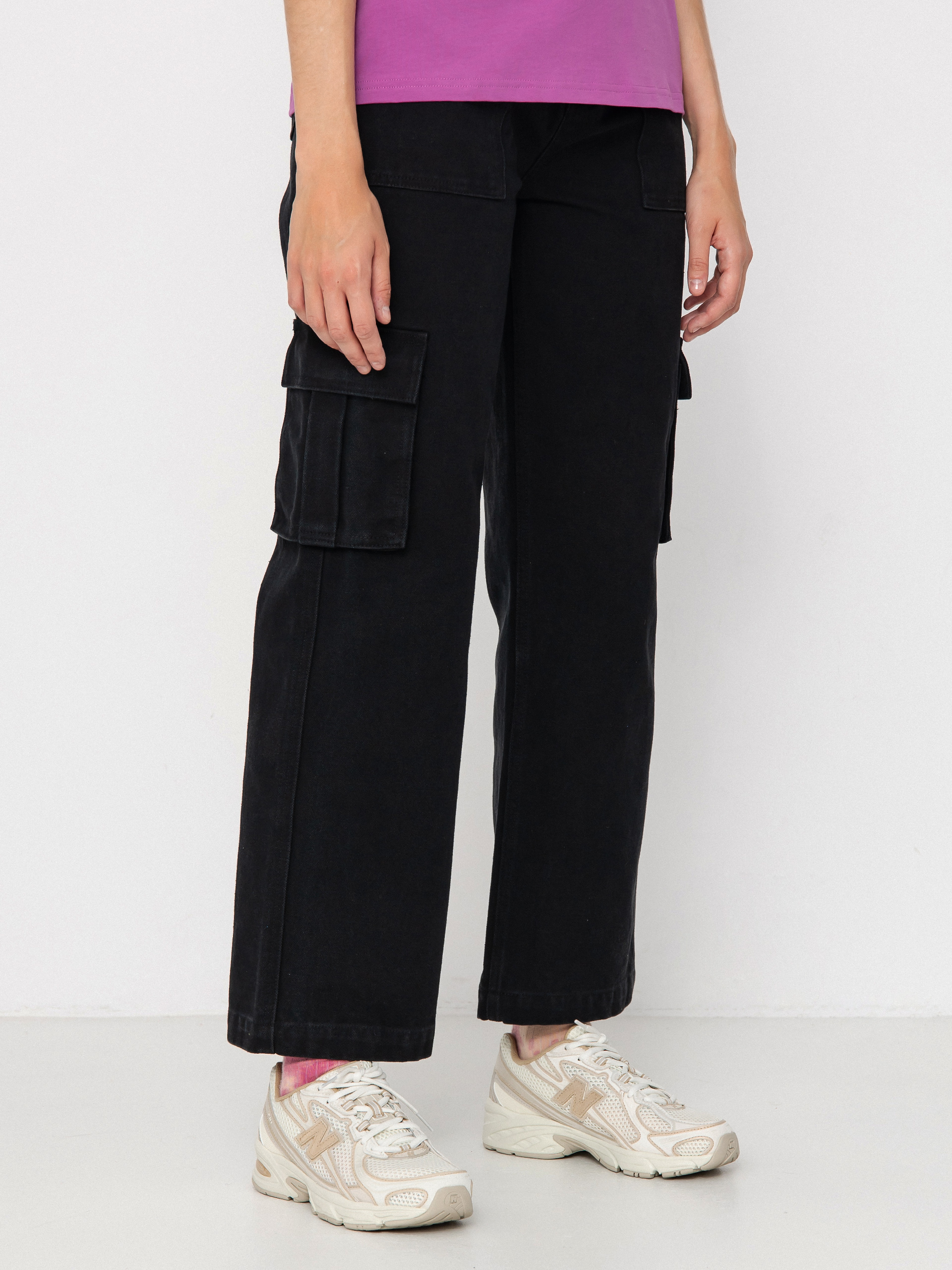 Spodnie Santa Cruz Workers Cargo Wmn (black wash)