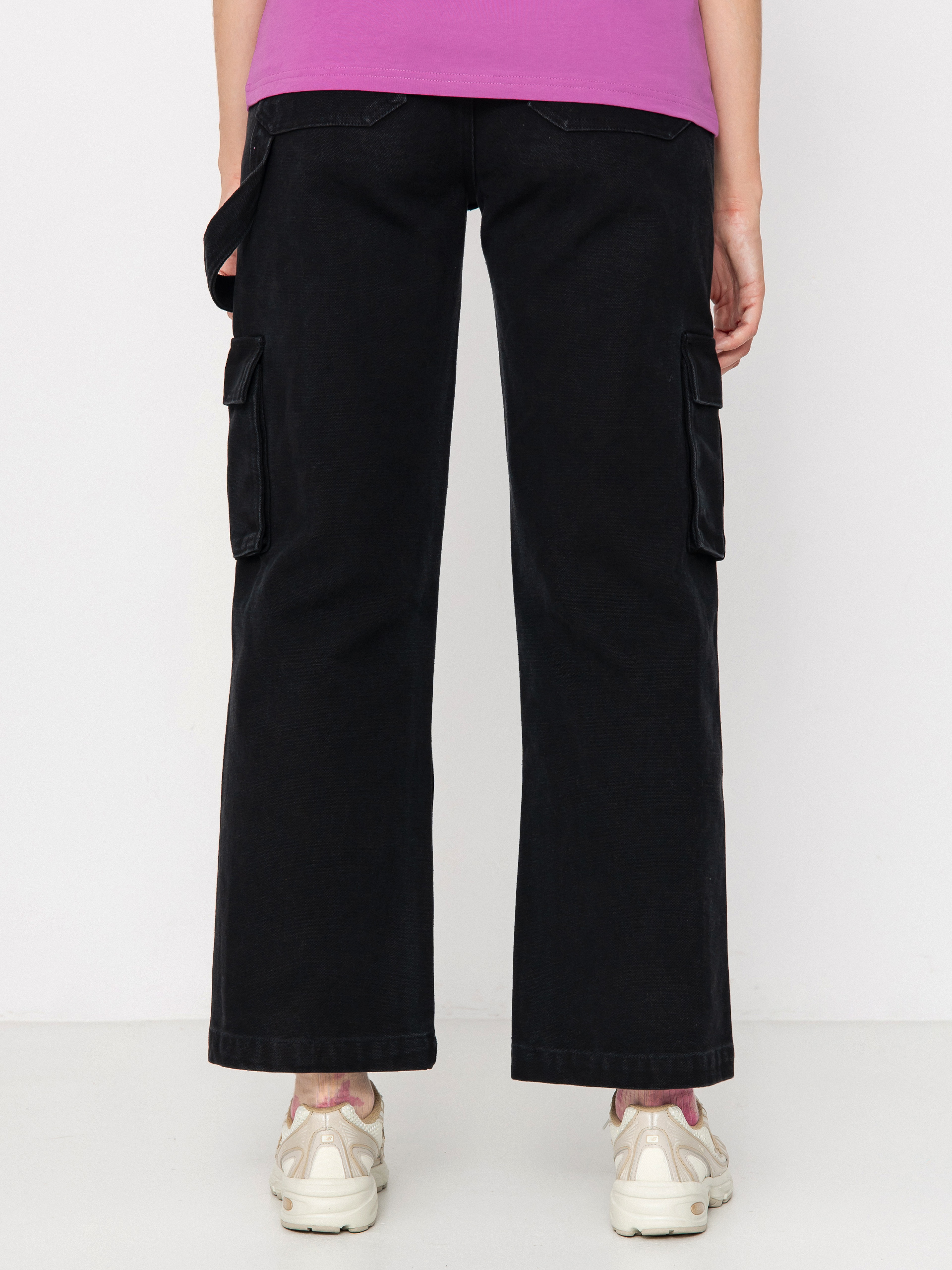 Spodnie Santa Cruz Workers Cargo Wmn (black wash)