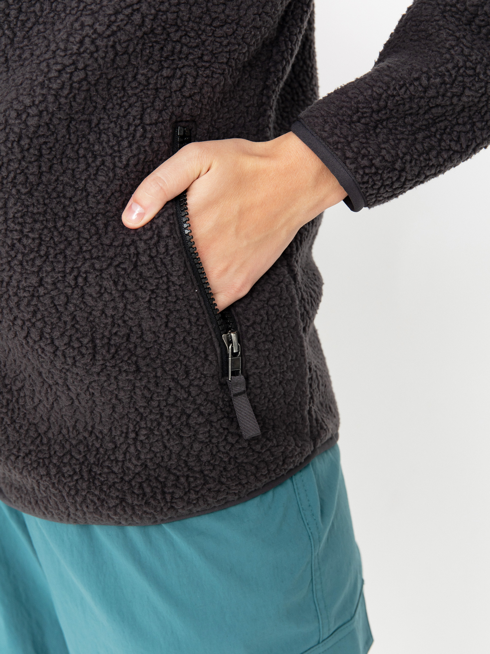 Kurtka Patagonia Retro Pile Wmn (ink black)